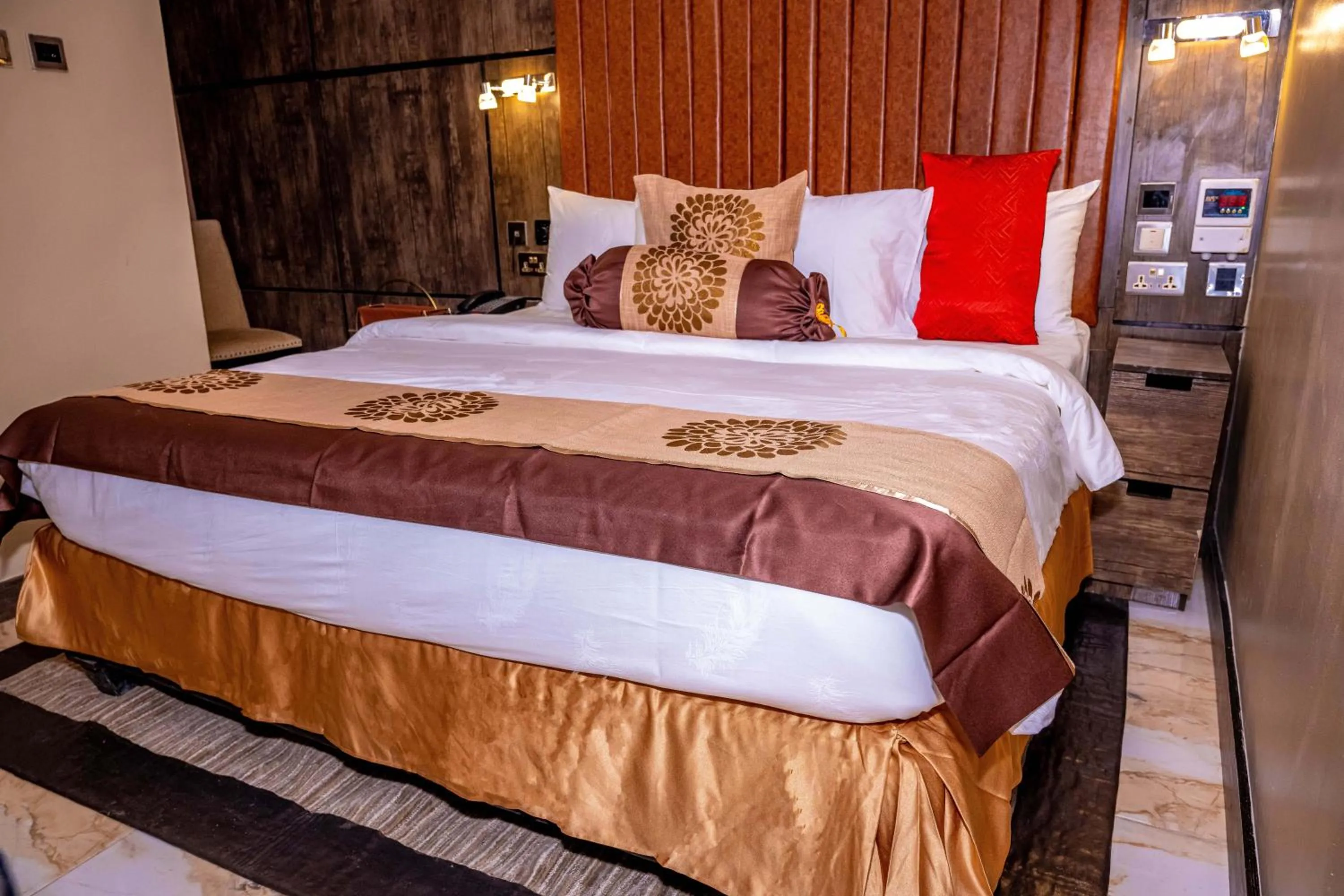 Joker Hotel and Suites