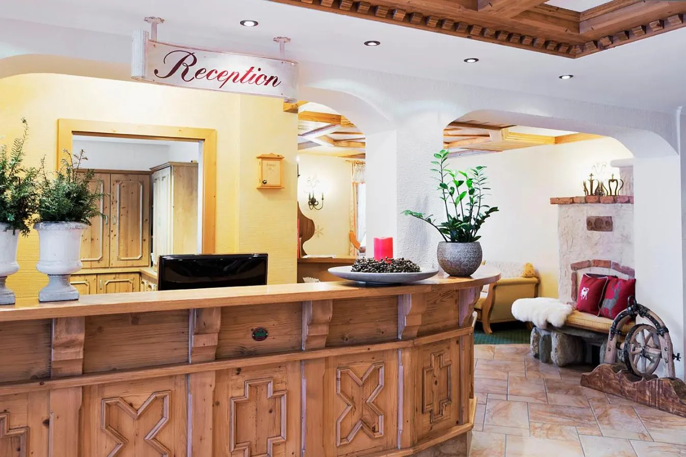 Lobby or reception in Landhotel Untermüllnergut