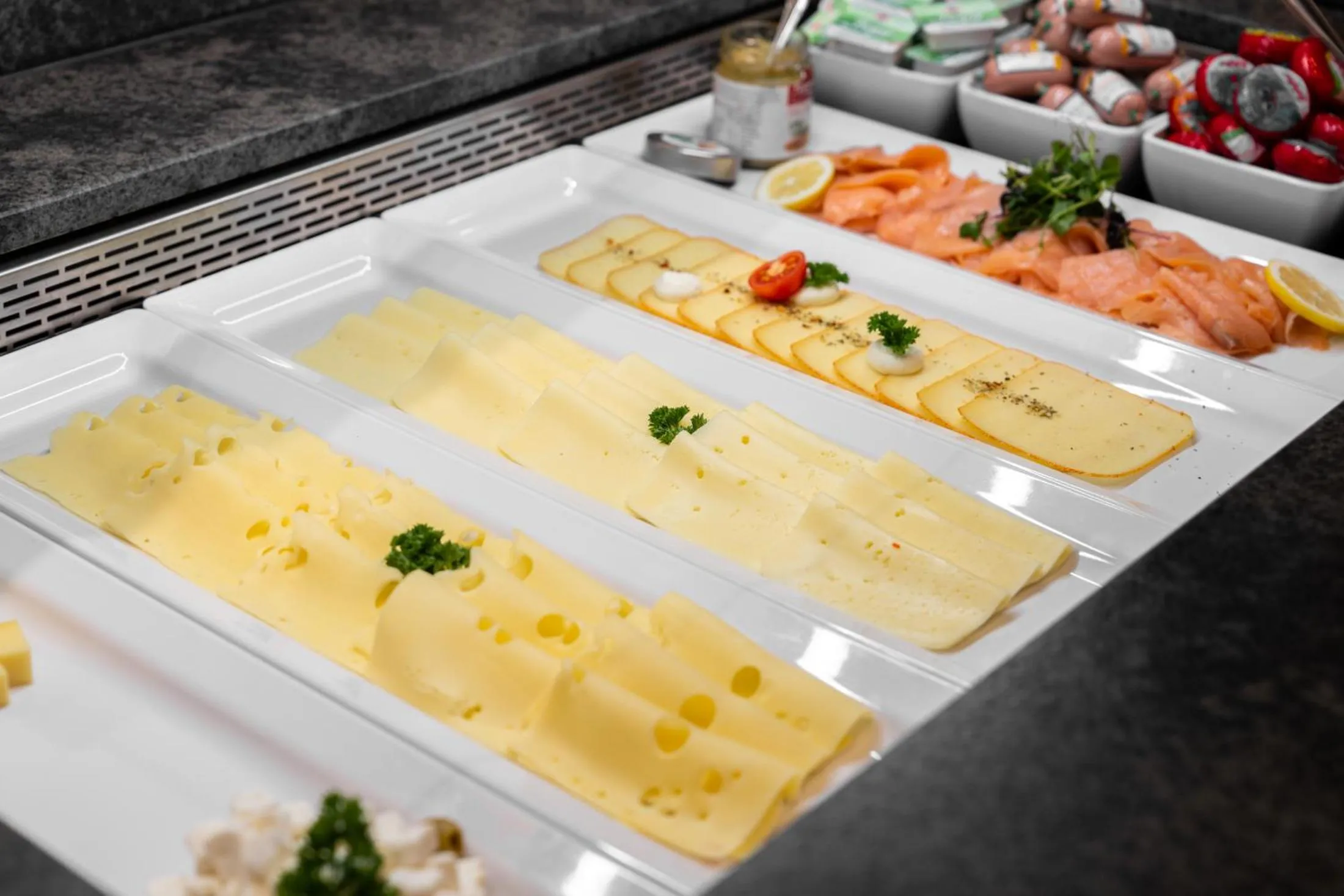 Buffet breakfast in Landhotel Untermüllnergut