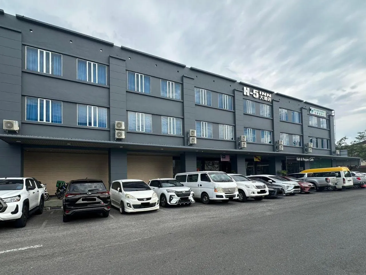 Property building in H-5 INN