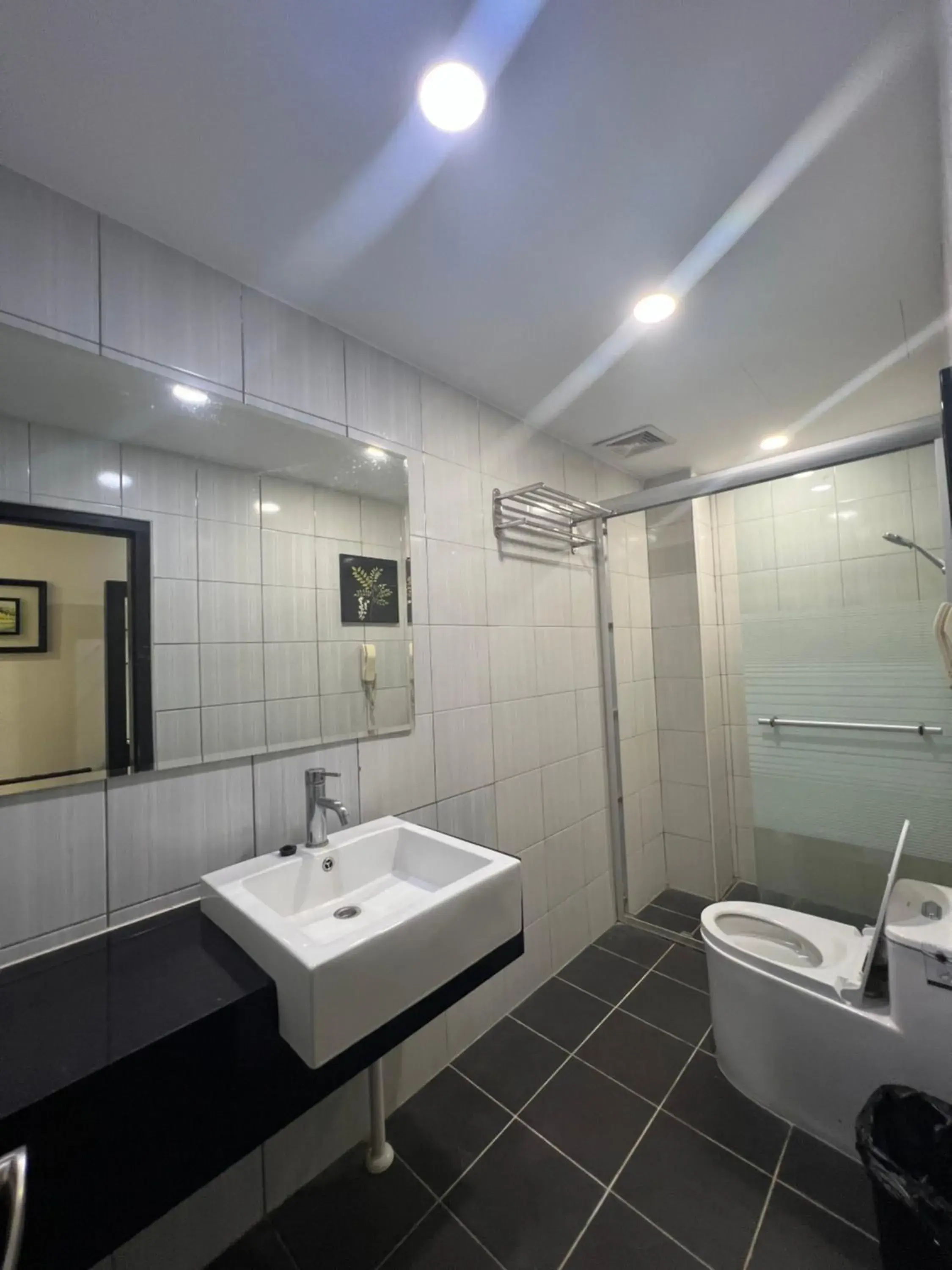 Double Room in H-5 INN Double Room in H-5 INN