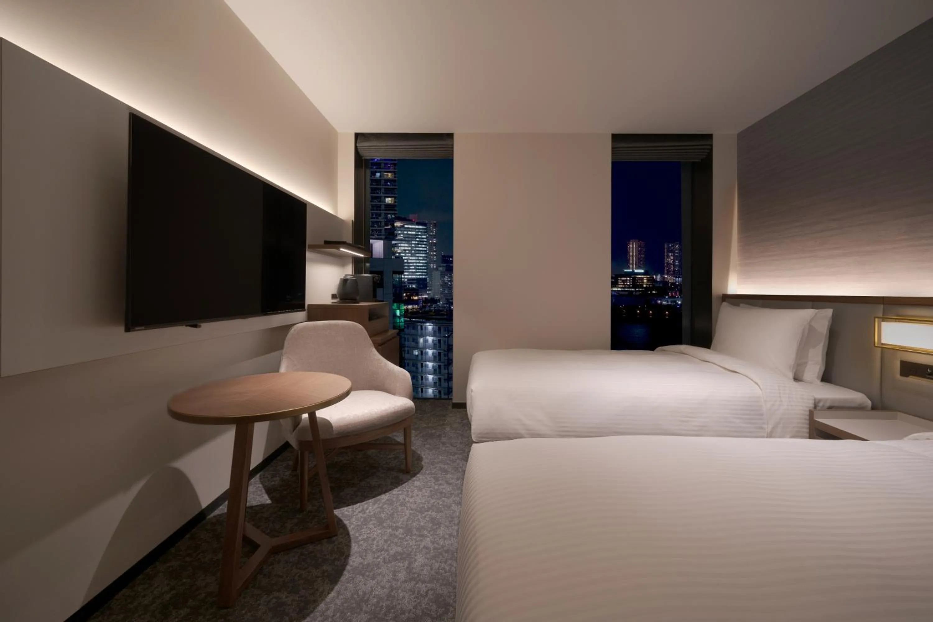 Photo of the whole room, Bed in Premier hotel -CABIN PRESIDENT- Tokyo