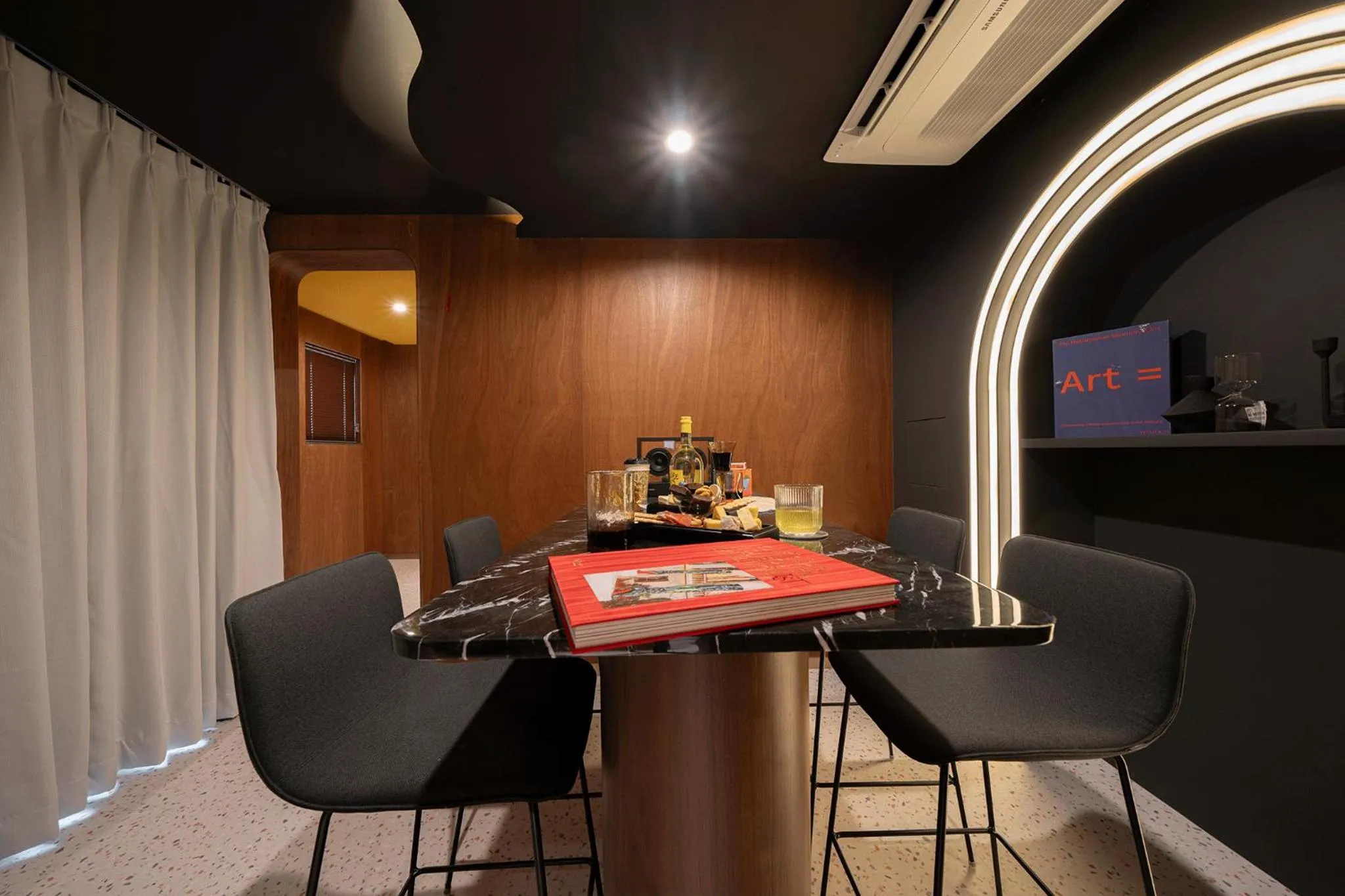 Nouvelle Hotel Seoul Itaewon by Aank