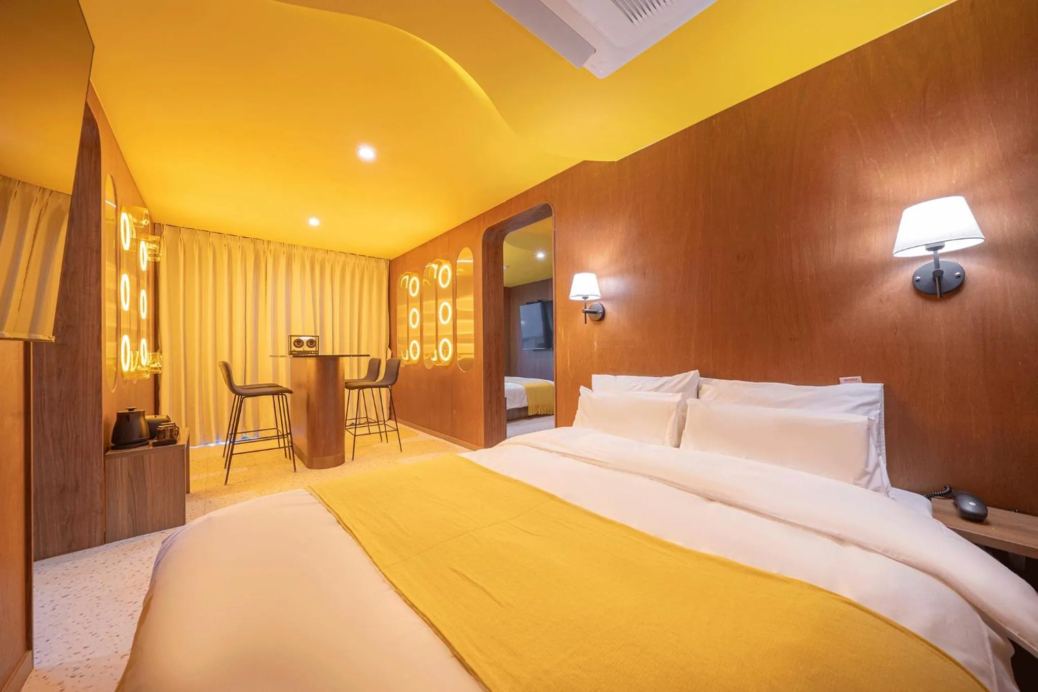 Bed in Nouvelle Hotel Seoul Itaewon by Aank