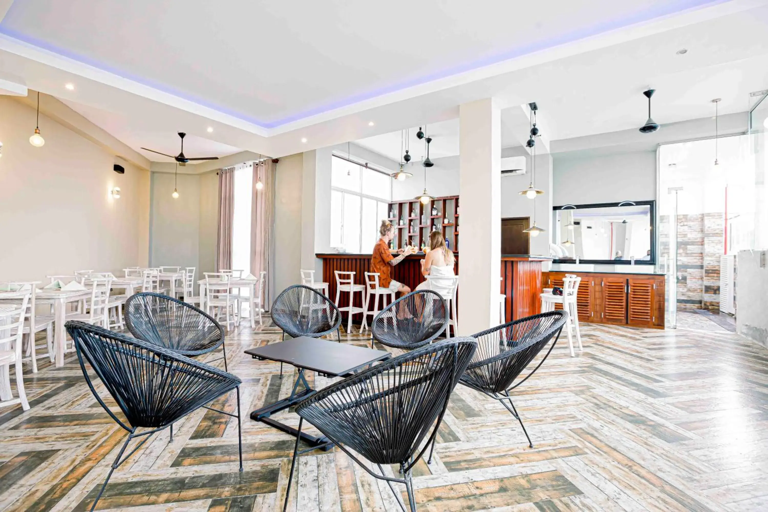 Restaurant/places to eat in Emerald Bay Resort Mirissa Restaurant/places to eat in Emerald Bay Resort Mirissa