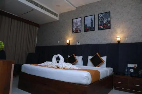 HOTEL JBS Minerva Grand