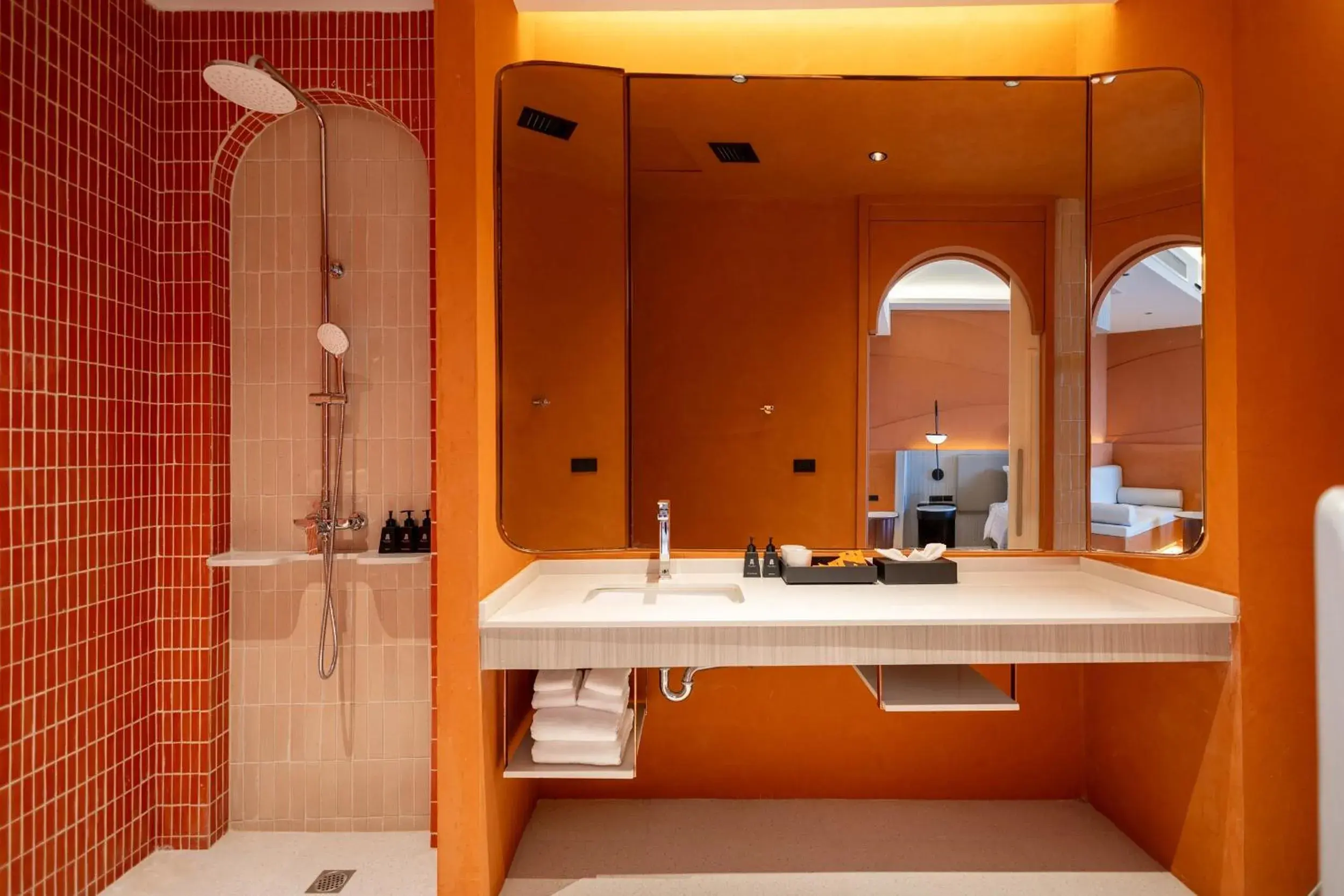 Bathroom in Hotel Adam Krabi Bathroom in Hotel Adam Krabi