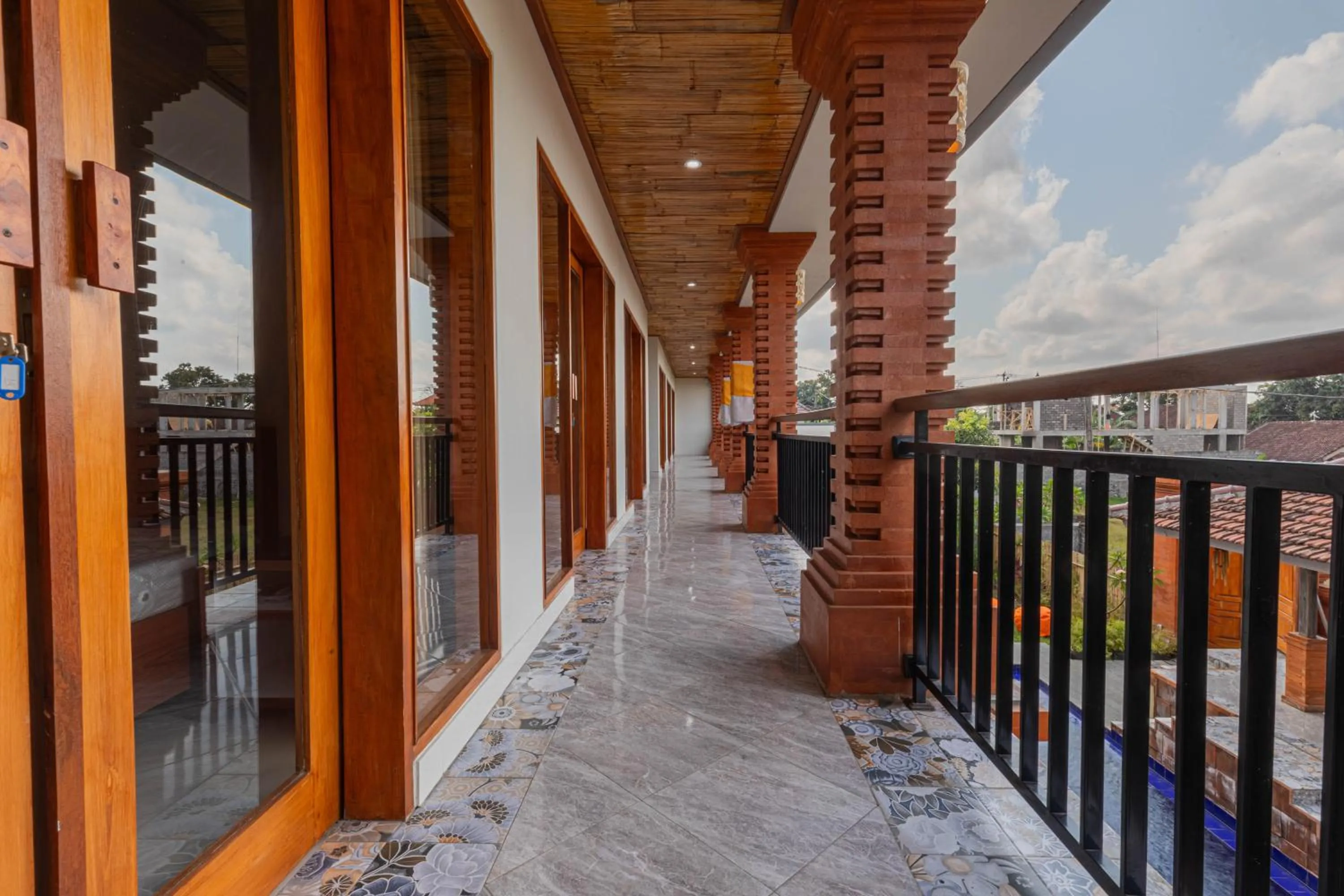 Entertainment in Candra Loka Studio & Apartment by The Loka