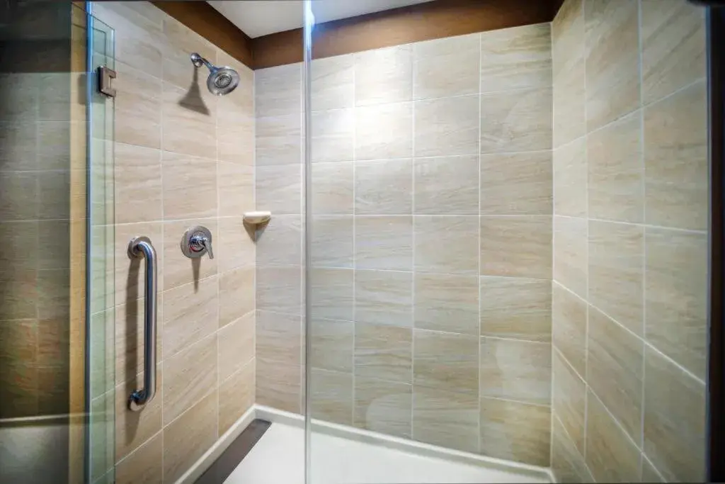 Standard King Room in Holiday Inn Express & Suites Salt Lake City South-Murray by IHG Standard King Room in Holiday Inn Express & Suites Salt Lake City South-Murray by IHG