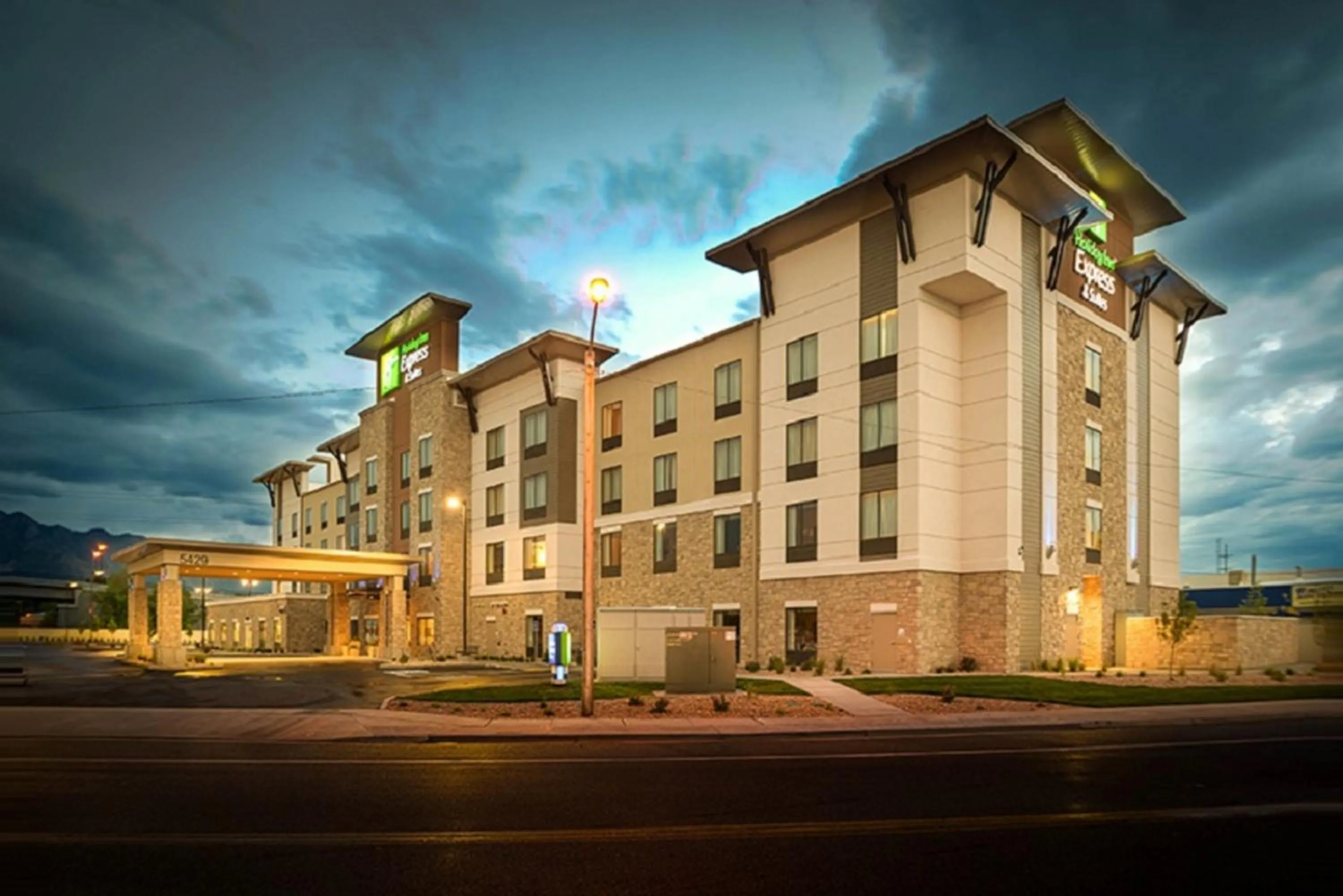 Property building in Holiday Inn Express & Suites Salt Lake City South-Murray by IHG