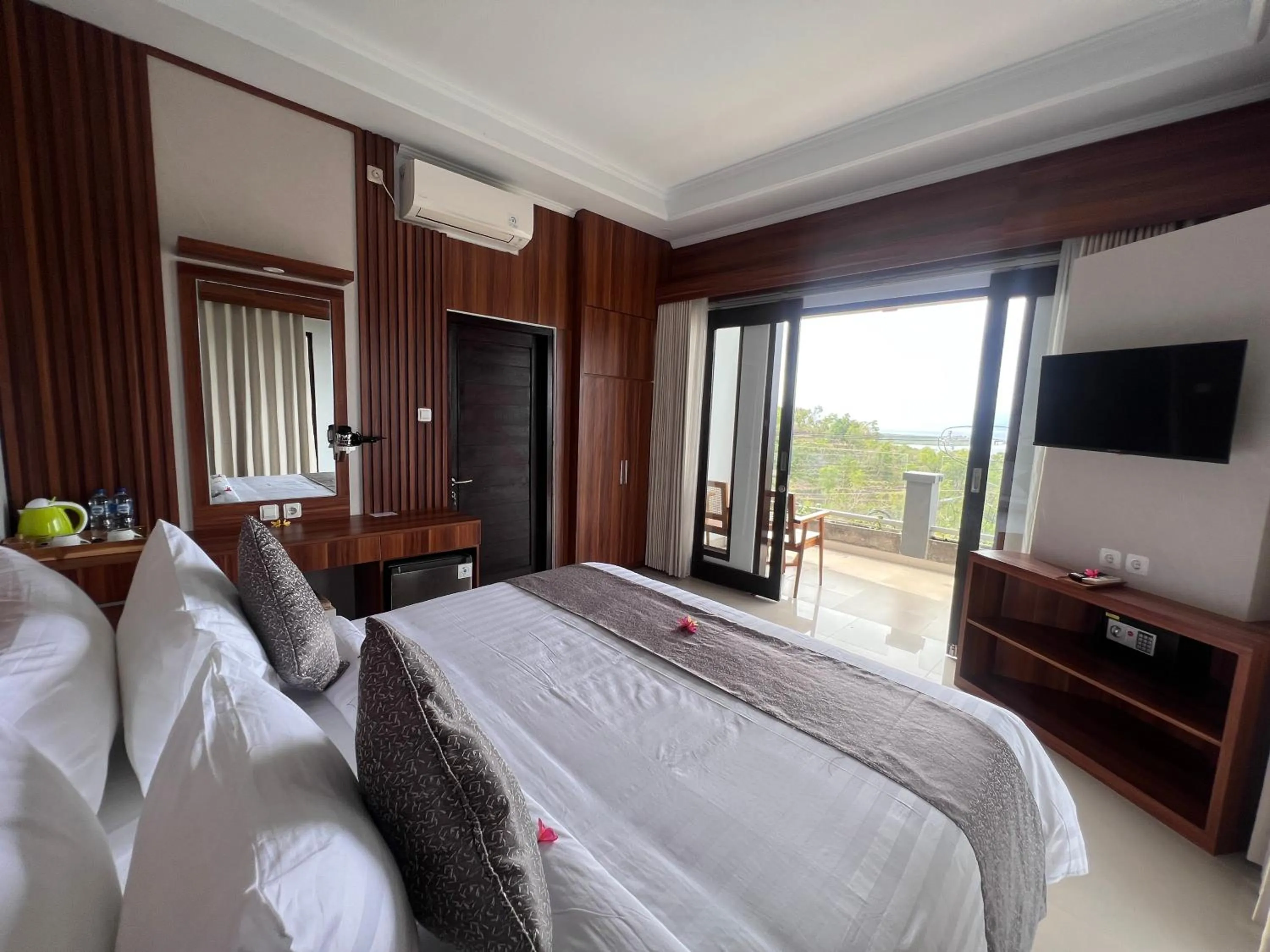 Bed in Grand Yuna Hotel Nusa Penida