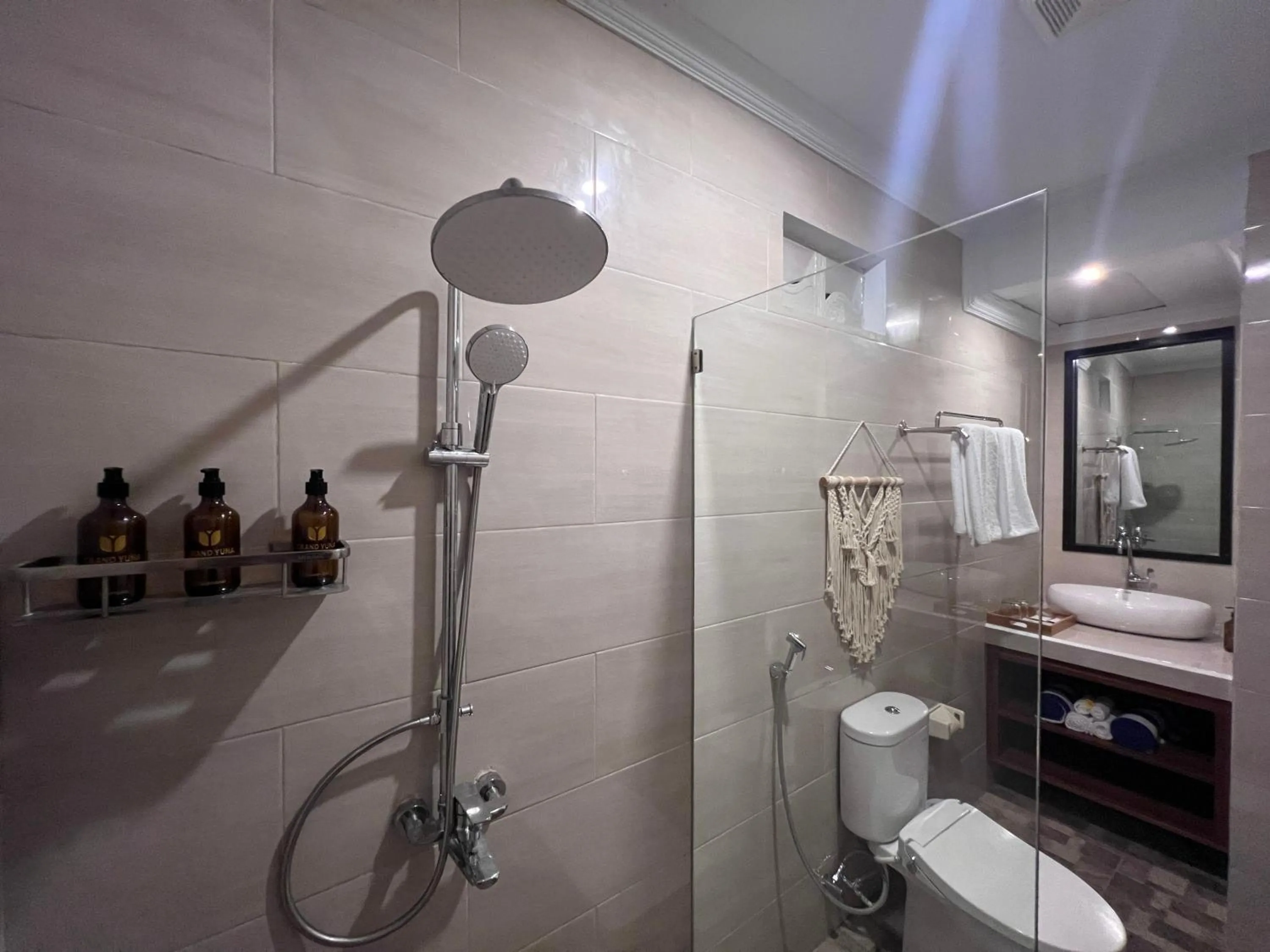 Bathroom in Grand Yuna Hotel Nusa Penida