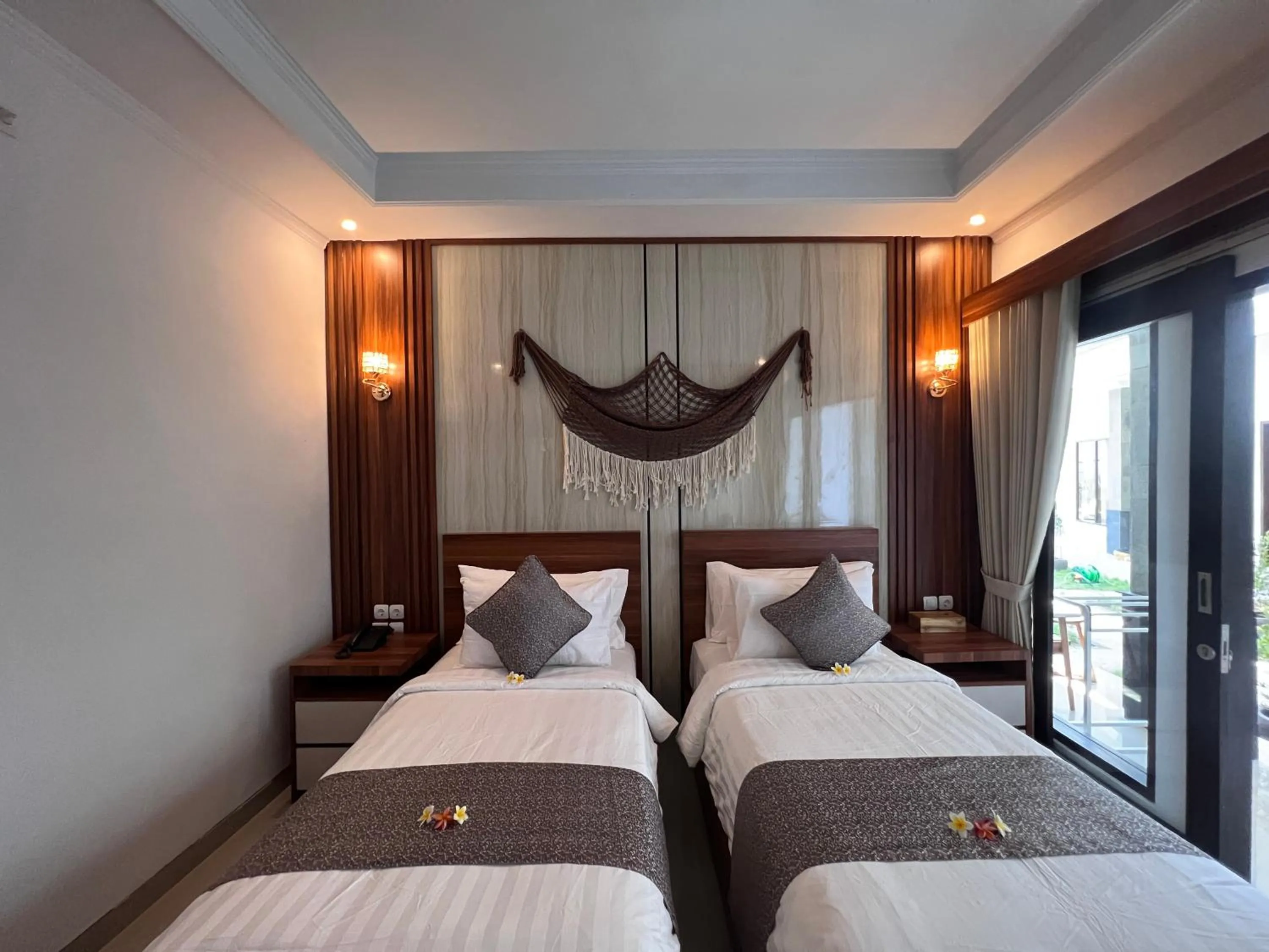 Bedroom, Bed in Grand Yuna Hotel Nusa Penida