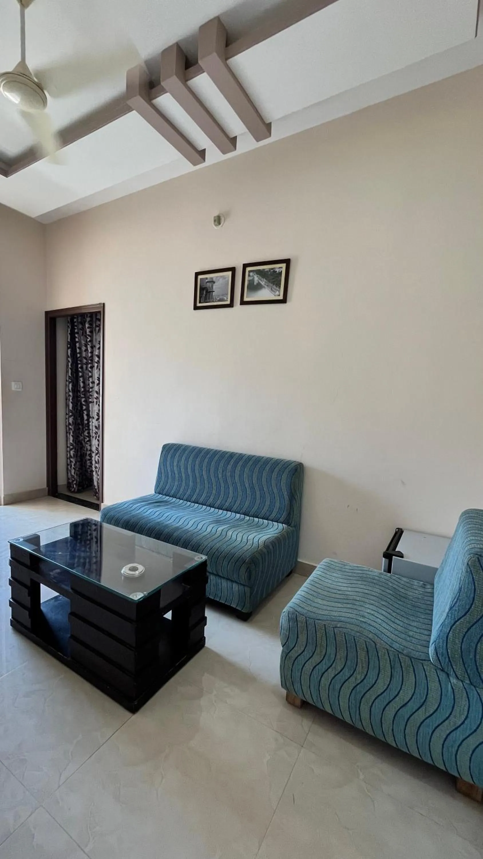 Living room in Meera Valley Resort By Nexottel