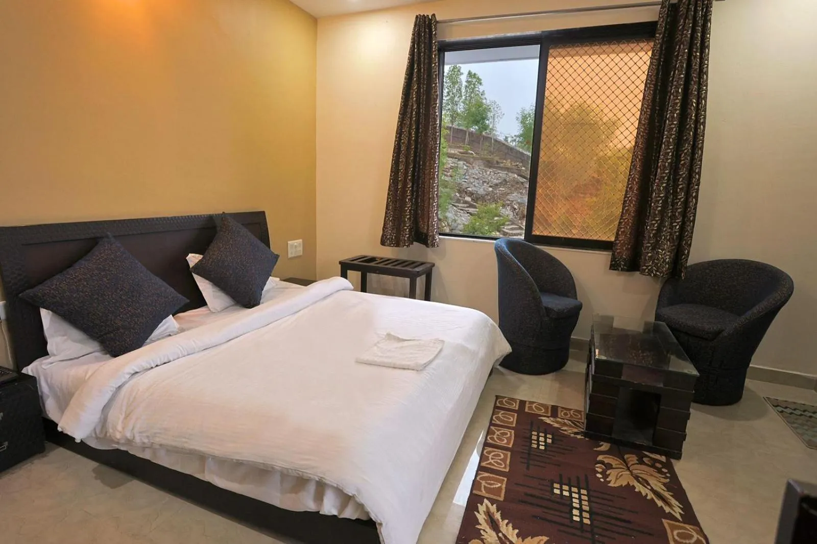 Bed in Meera Valley Resort By Nexottel