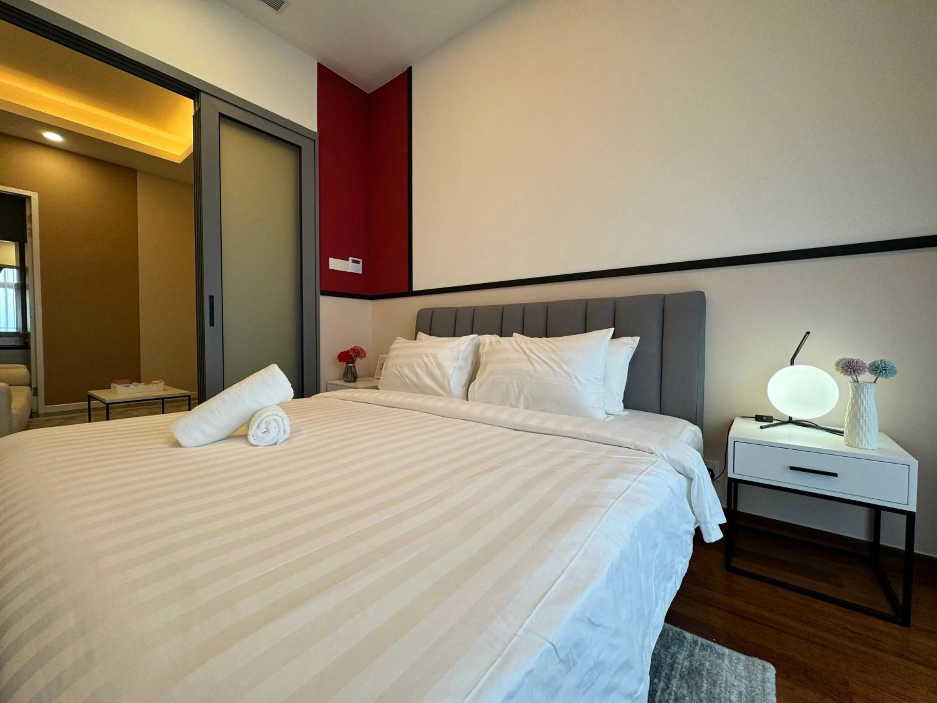 Bed in Royce KLCC Kuala Lumpur City Centre by Dormeo Destinations