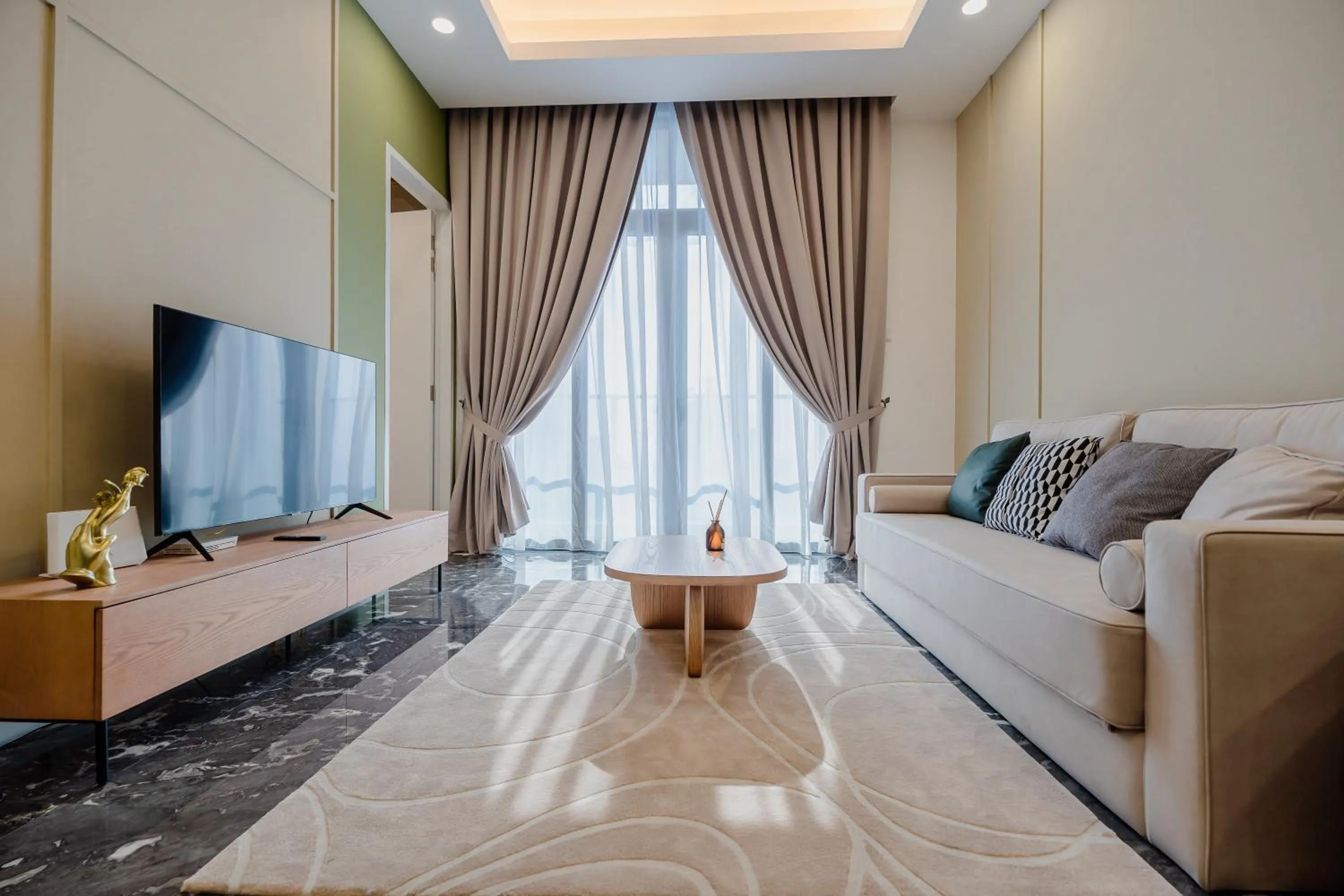 Communal lounge/ TV room in Royce KLCC Kuala Lumpur City Centre by Dormeo Destinations