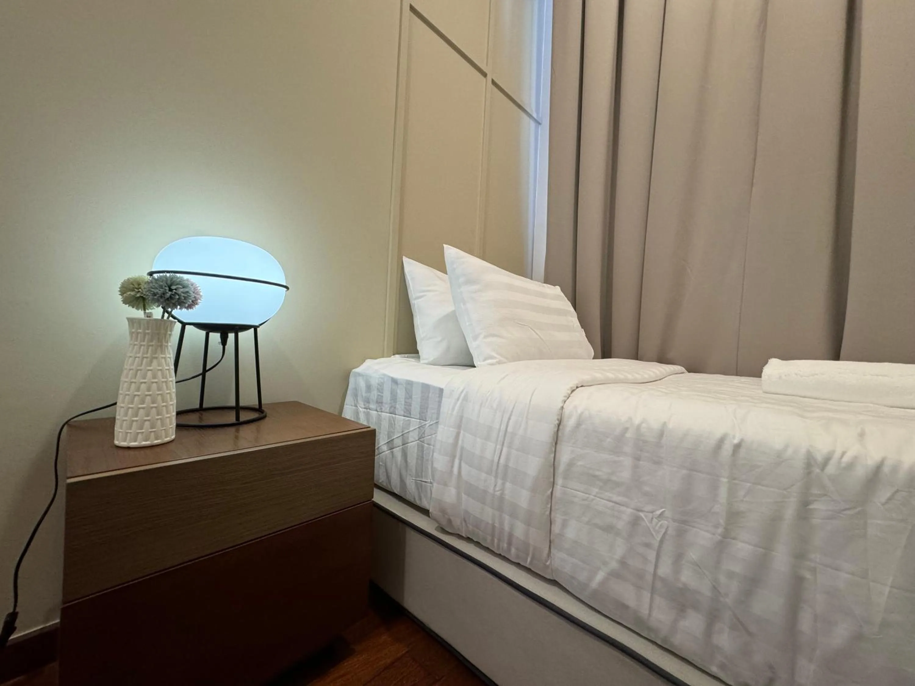 Bed in Royce KLCC Kuala Lumpur City Centre by Dormeo Destinations