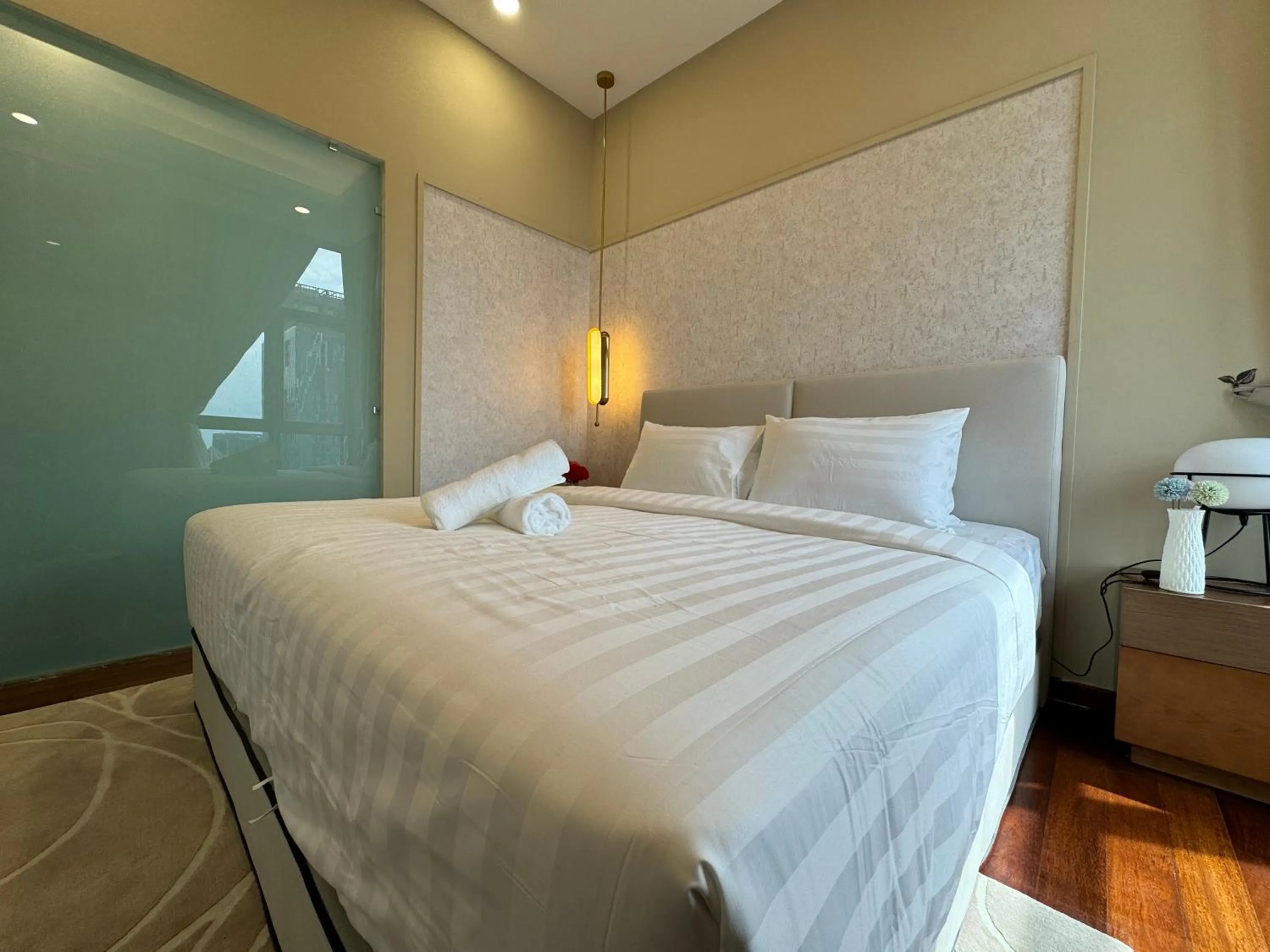 Bed in Royce KLCC Kuala Lumpur City Centre by Dormeo Destinations