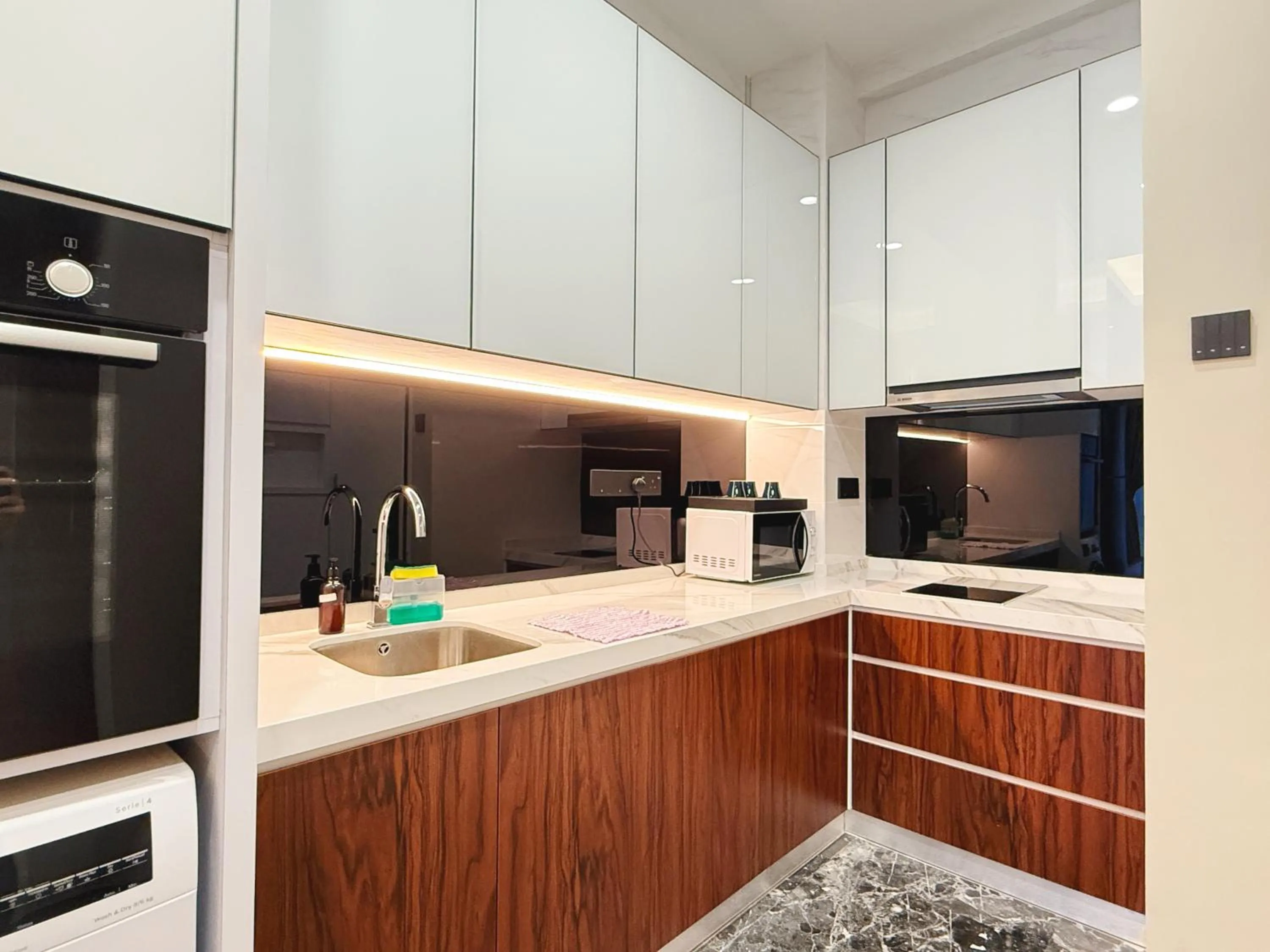 Kitchen or kitchenette in Royce KLCC Kuala Lumpur City Centre by Dormeo Destinations