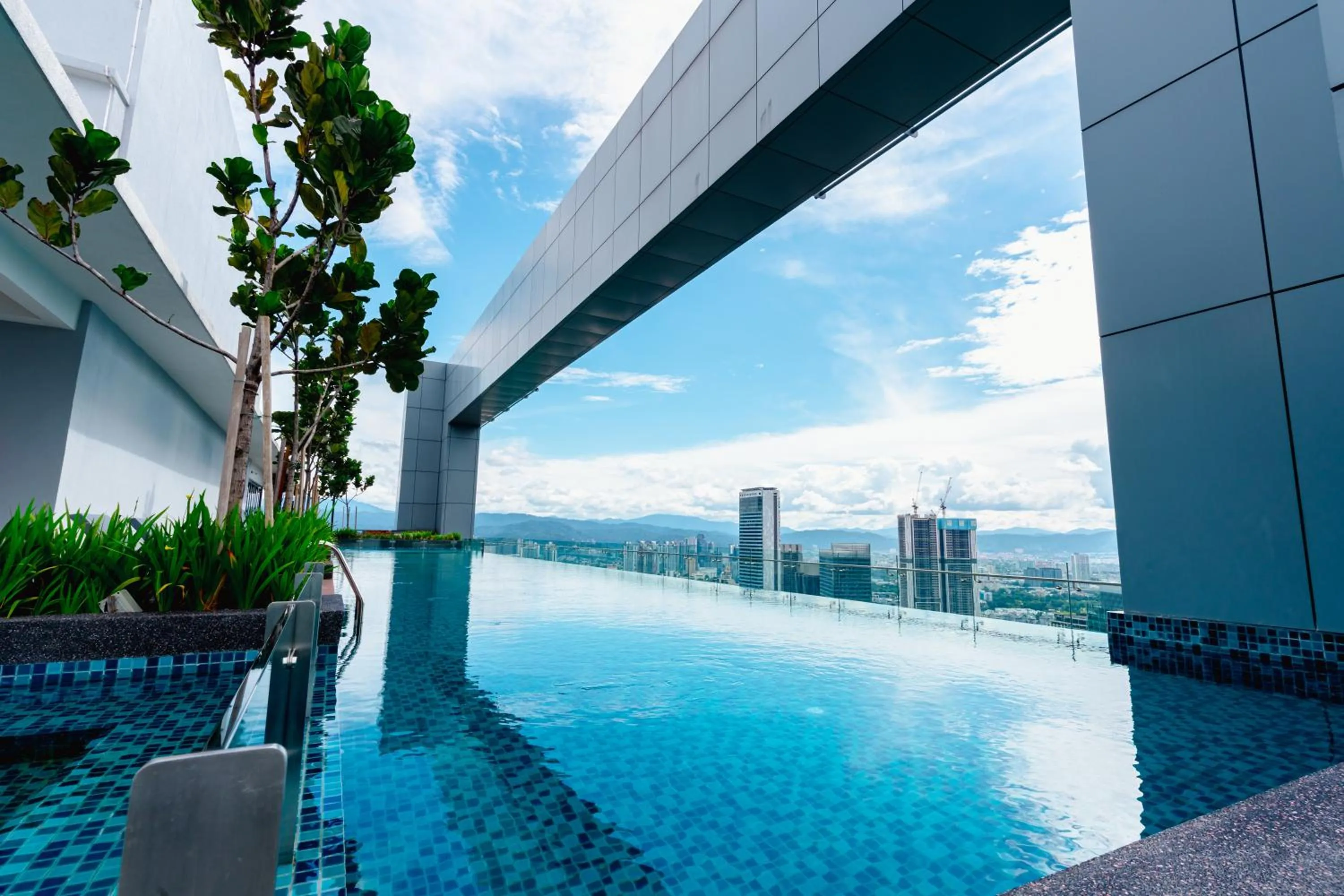 Swimming pool in Royce KLCC Kuala Lumpur City Centre by Dormeo Destinations