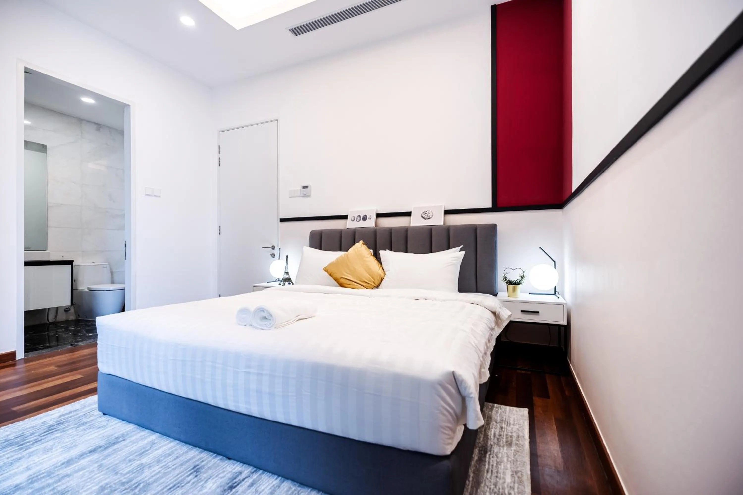 Bed in Royce KLCC Kuala Lumpur City Centre by Dormeo Destinations