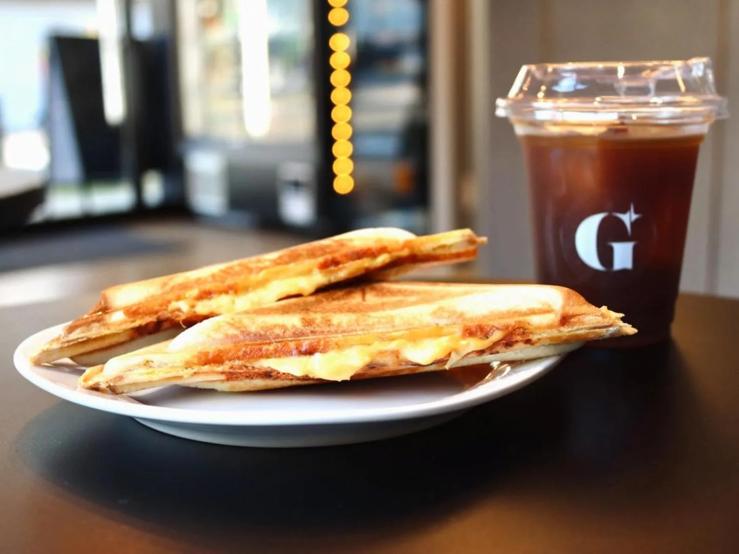 Restaurant/places to eat in GEMS YUFUIN Hotel and Spa Cafe Bar