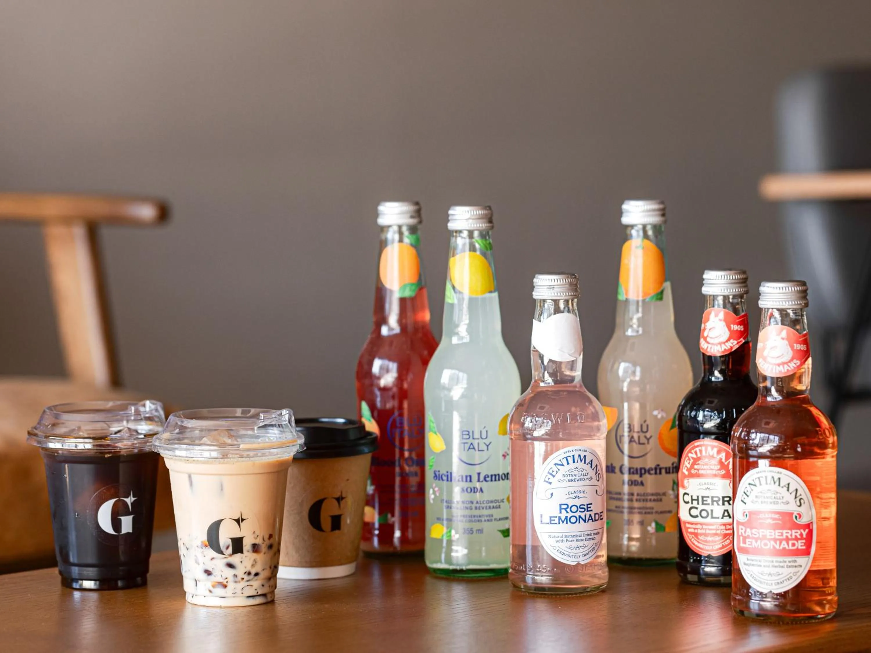 Lounge or bar in GEMS YUFUIN Hotel and Spa Cafe Bar