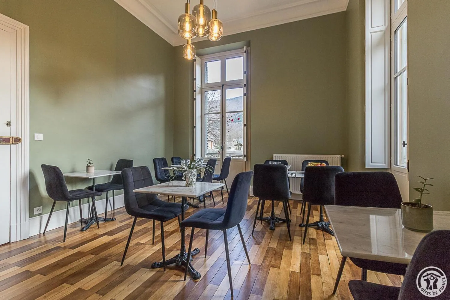 Kitchen or kitchenette in Villa du Lys