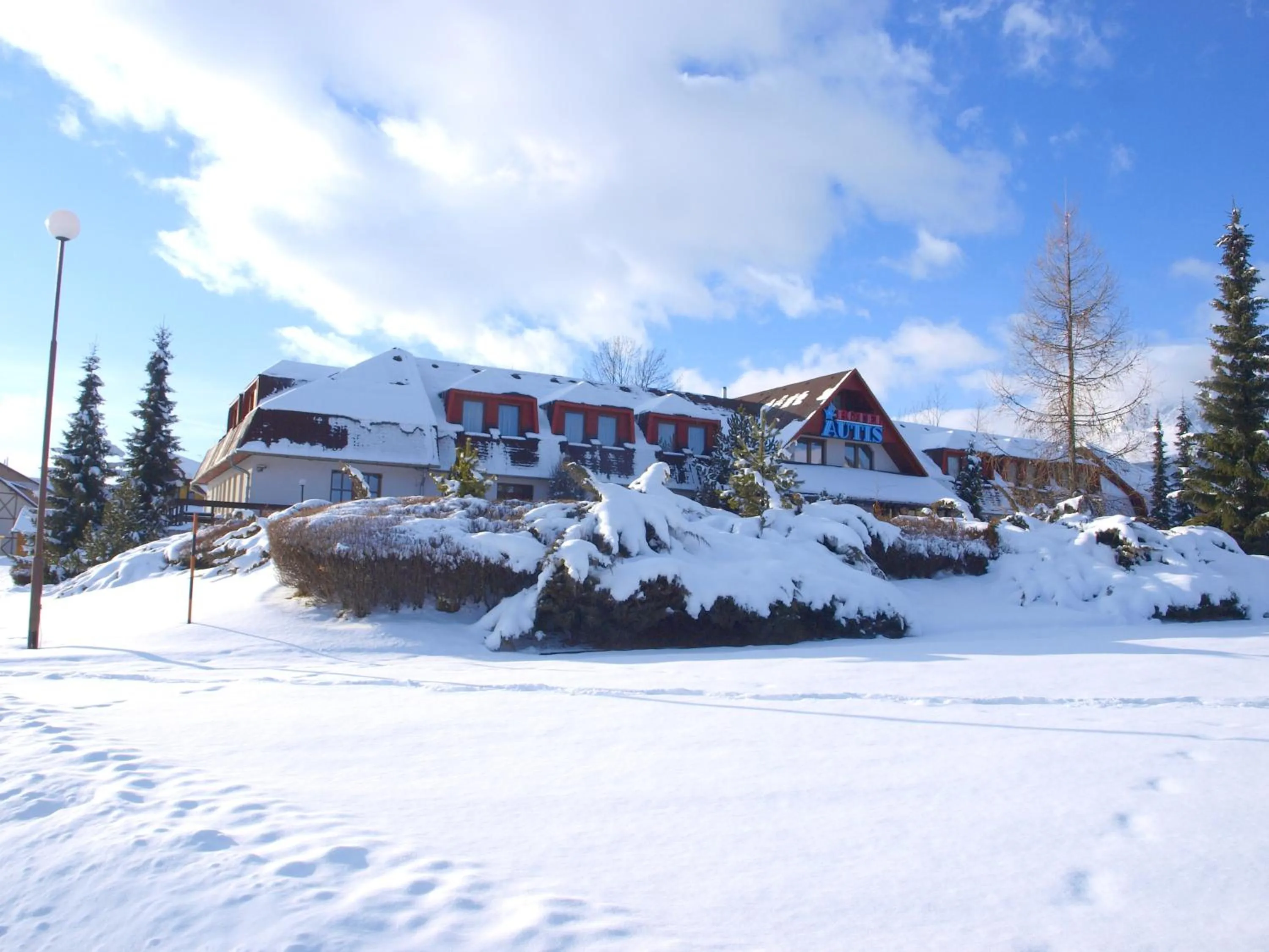 Property building in Hotel Autis