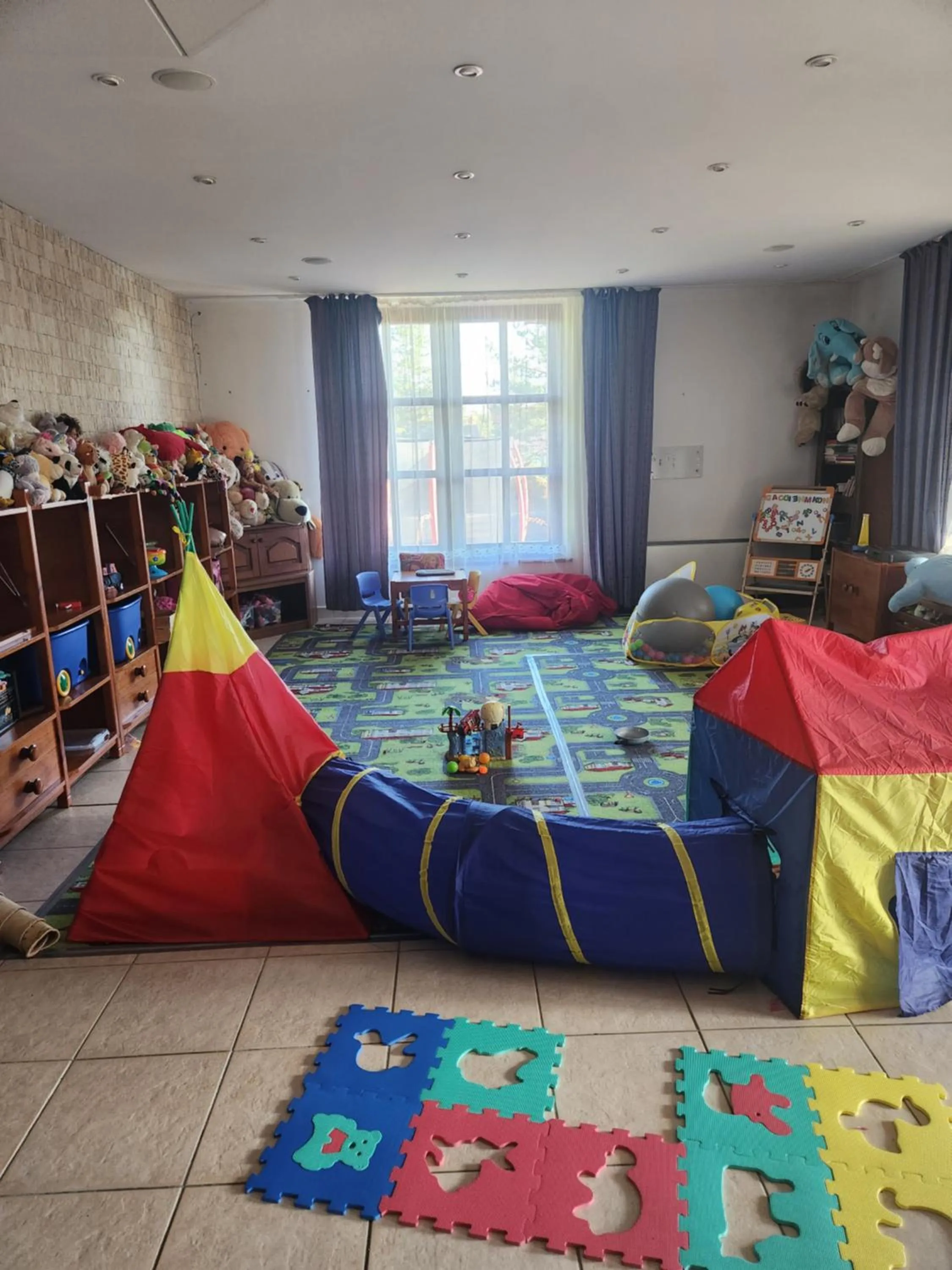 Kids's club, Bed in Hotel Autis