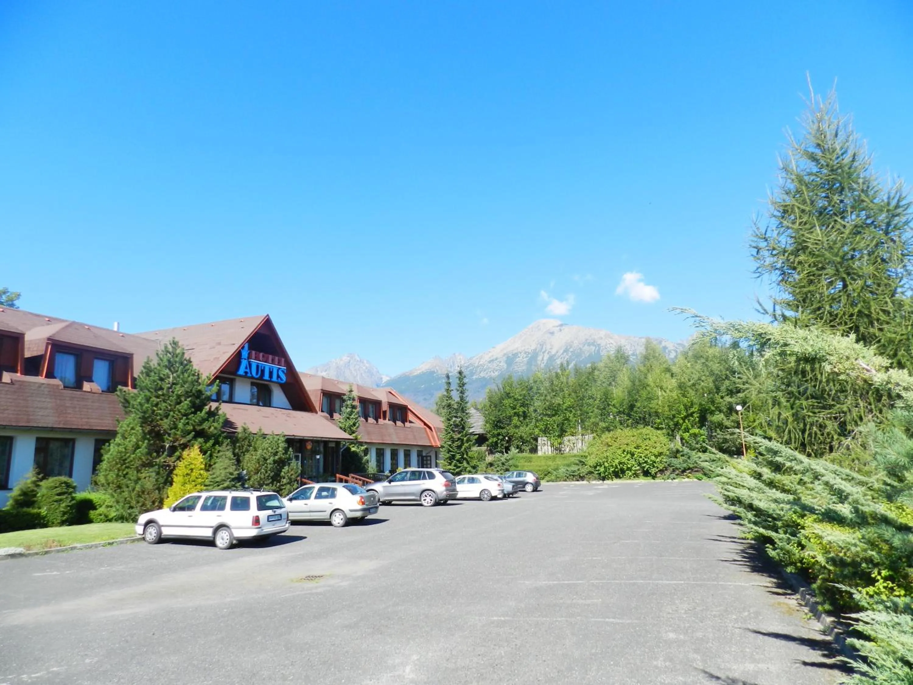 Property building in Hotel Autis