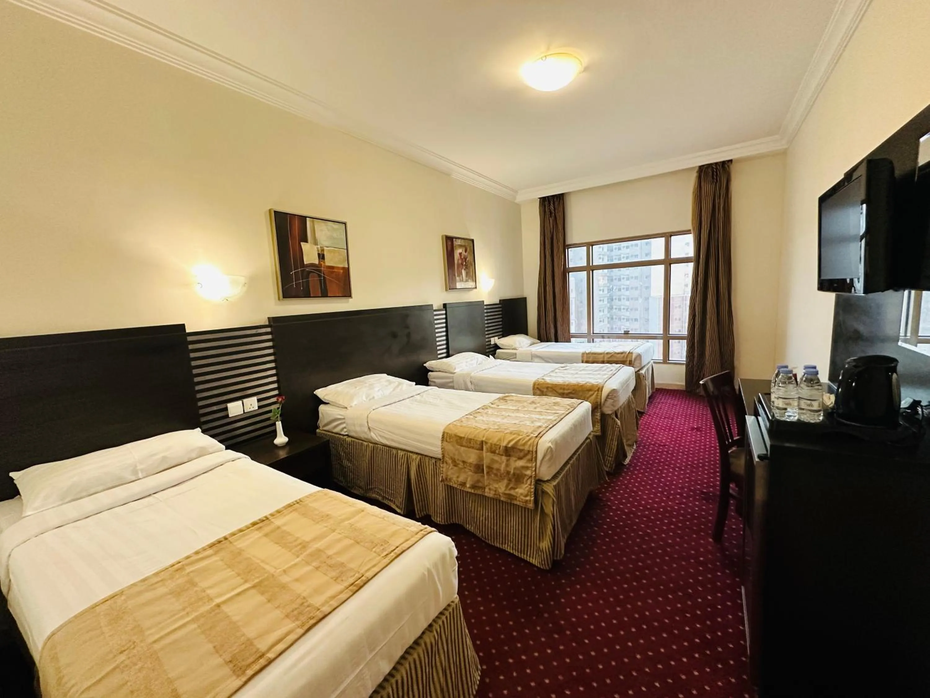 Bed in Miaad Al Majd Hotel