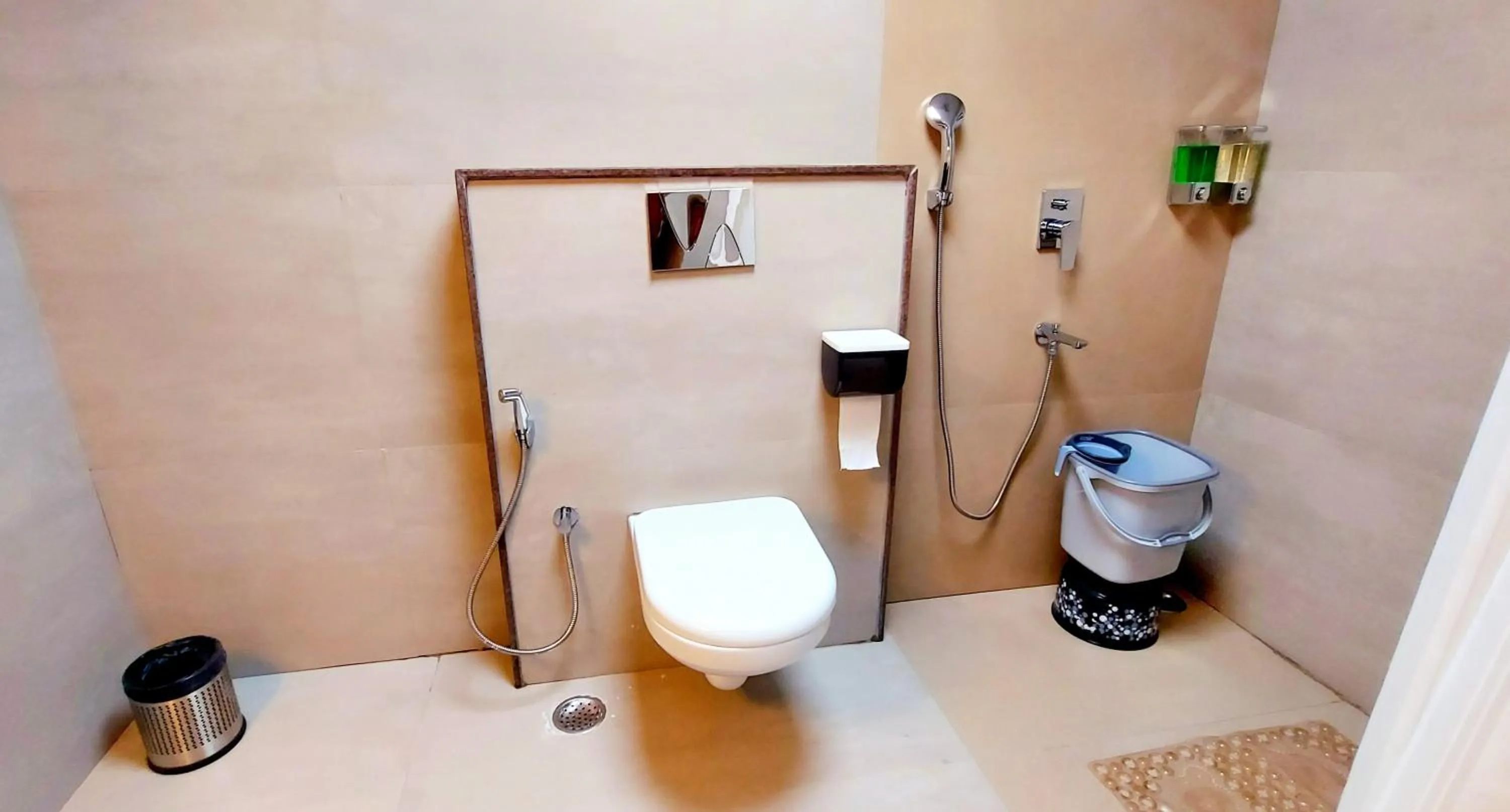 Bathroom in Hotel Ananda Kashi