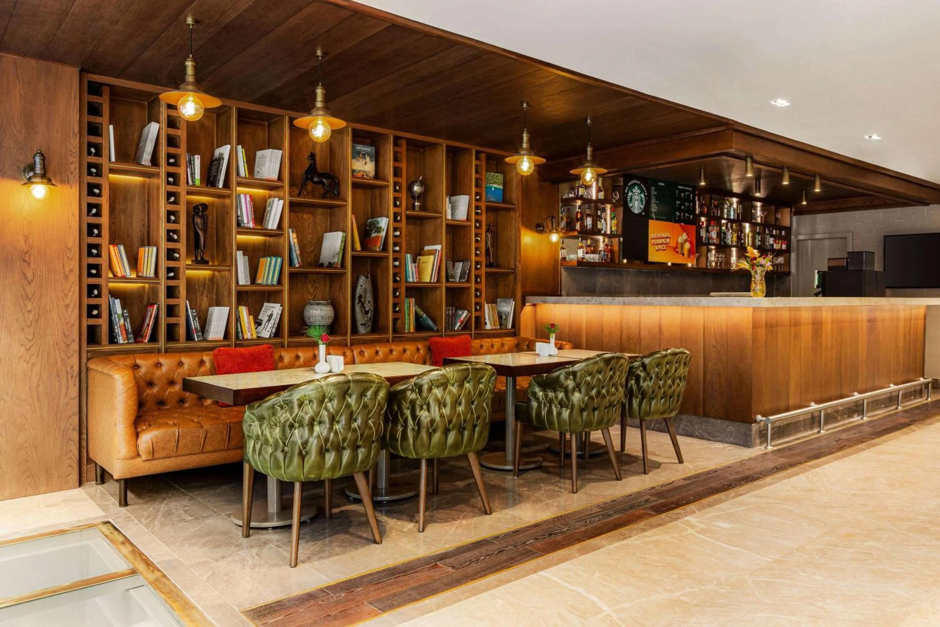 Lounge or bar in Days Inn by Wyndham Istanbul Bomonti