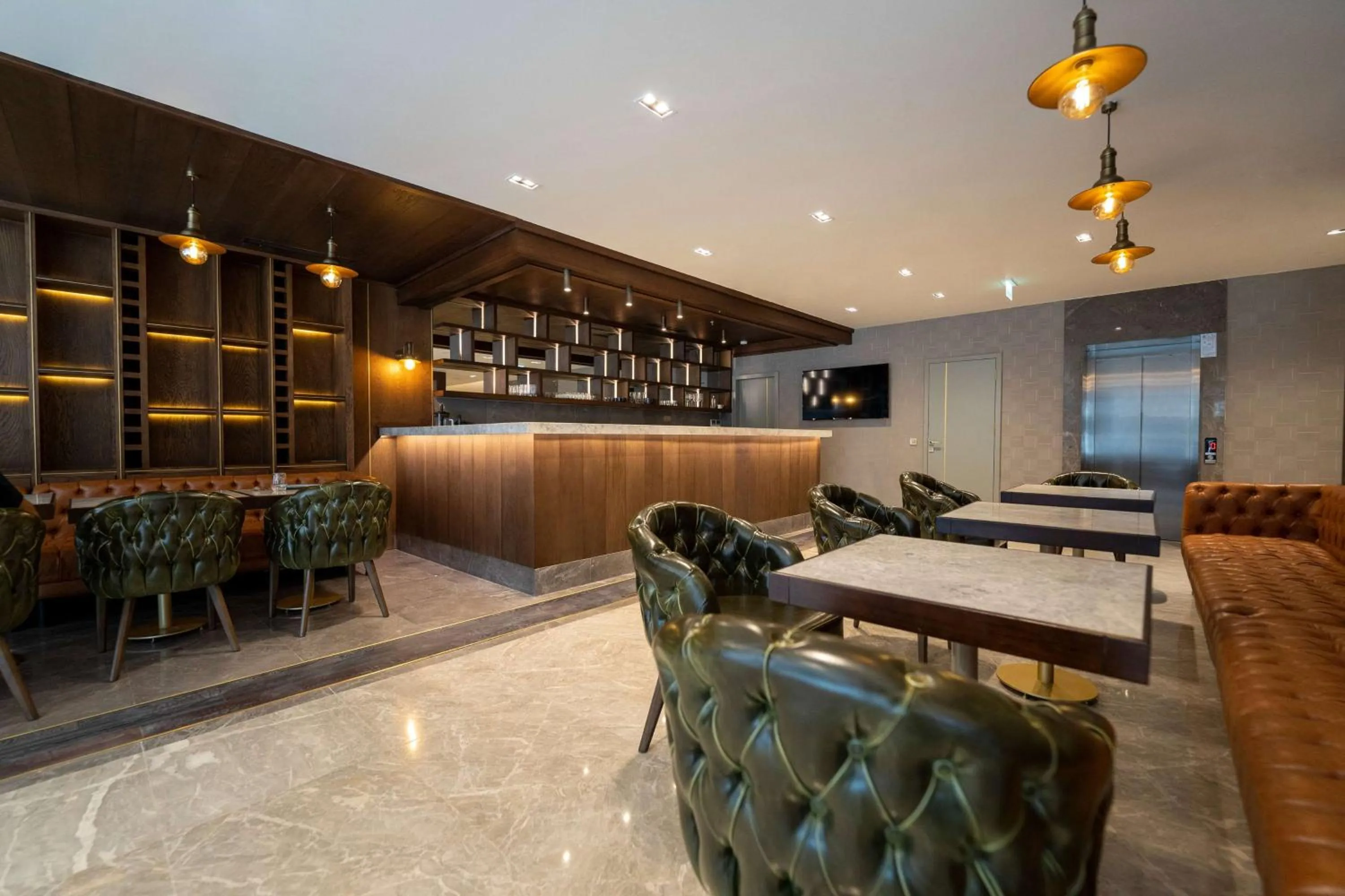 Restaurant/places to eat in Days Inn by Wyndham Istanbul Bomonti