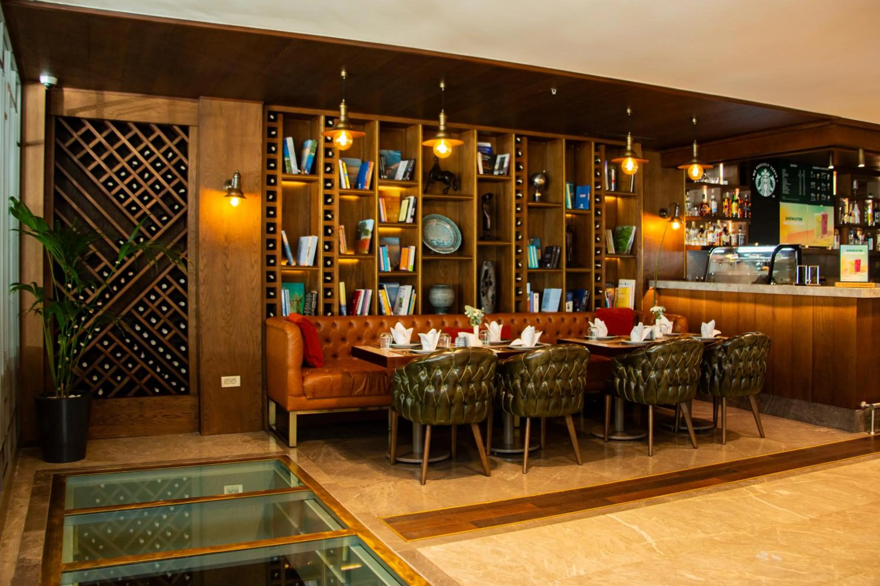 Restaurant/places to eat in Days Inn by Wyndham Istanbul Bomonti