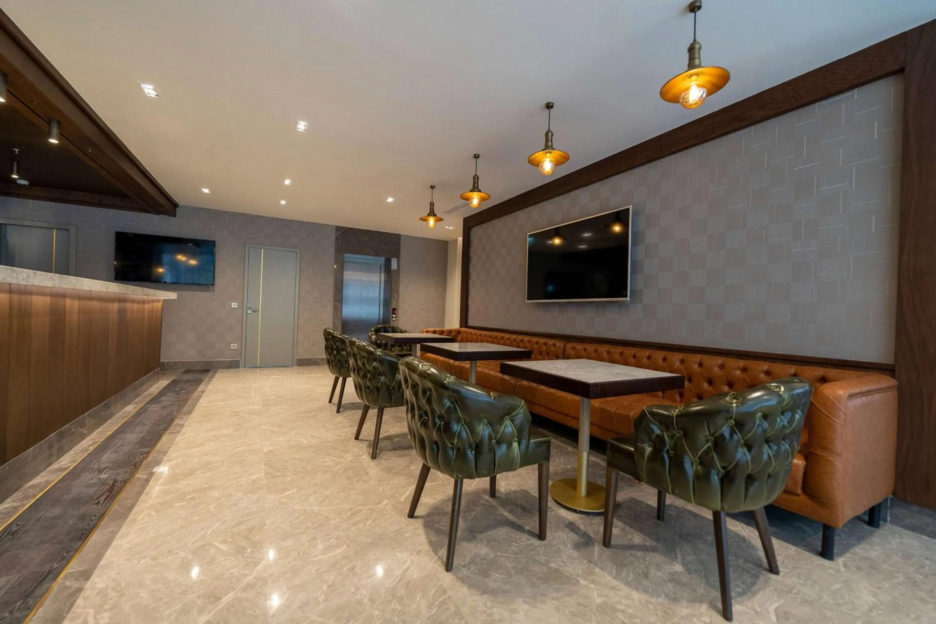 Restaurant/places to eat in Days Inn by Wyndham Istanbul Bomonti