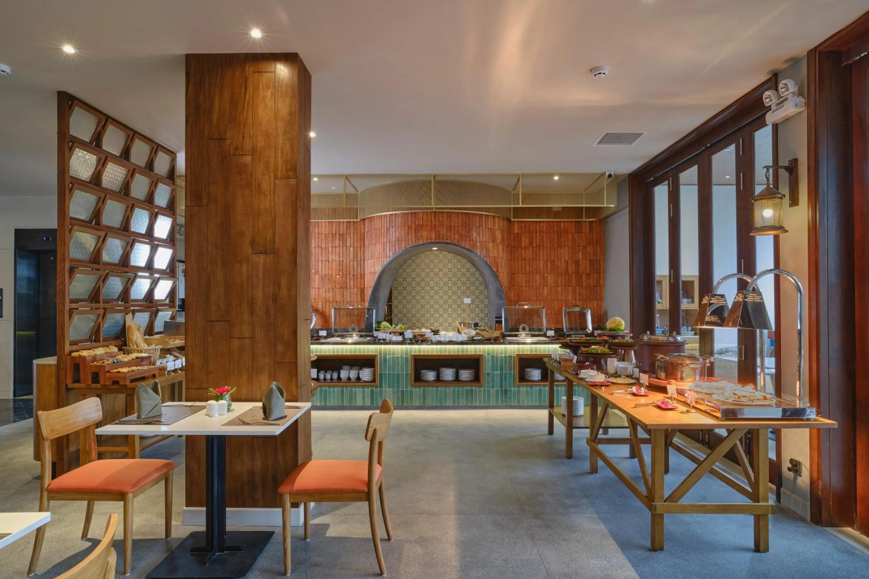 Restaurant/places to eat in Little Gem Hoi An Boutique Hotel & Spa