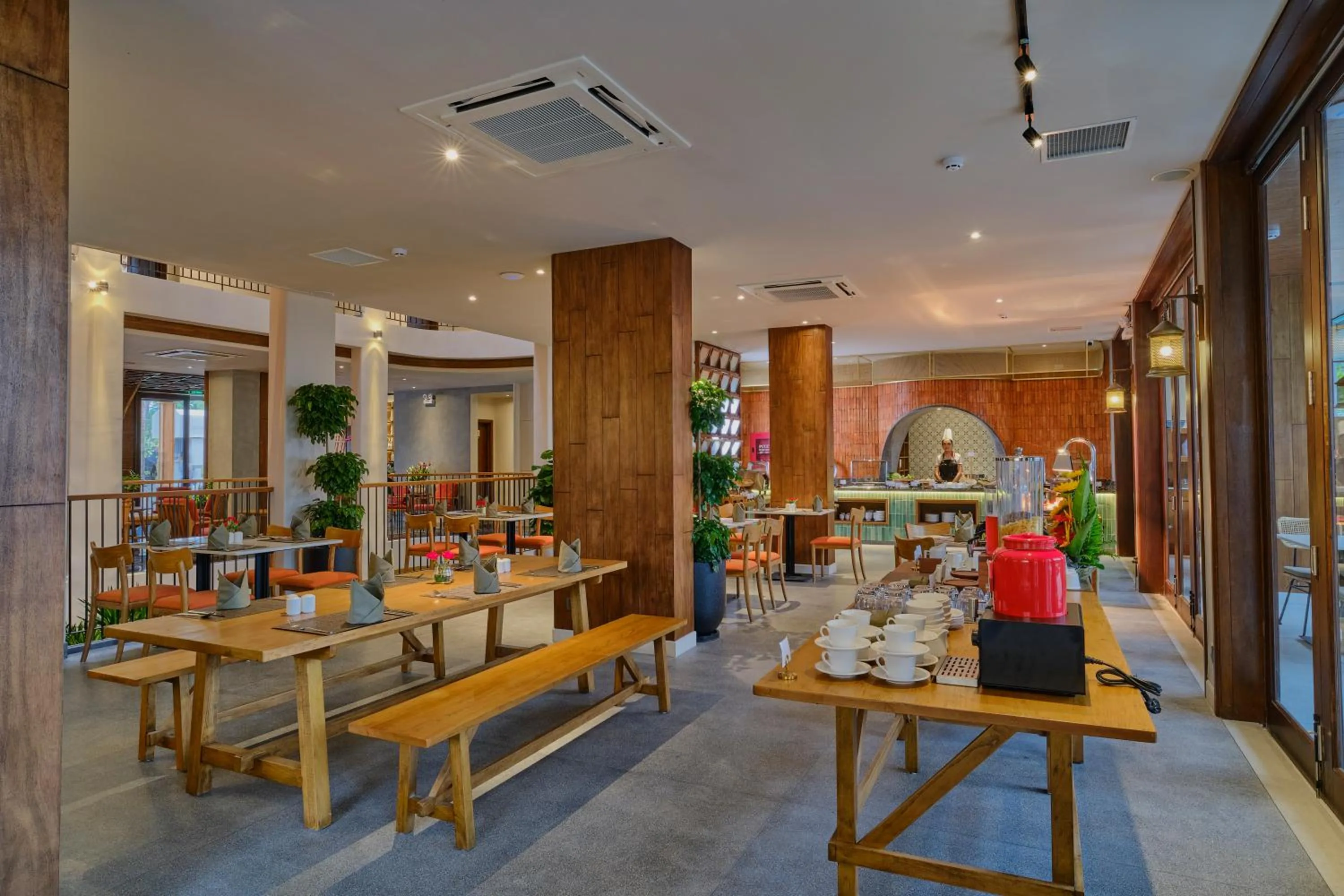 Restaurant/places to eat in Little Gem Hoi An Boutique Hotel & Spa
