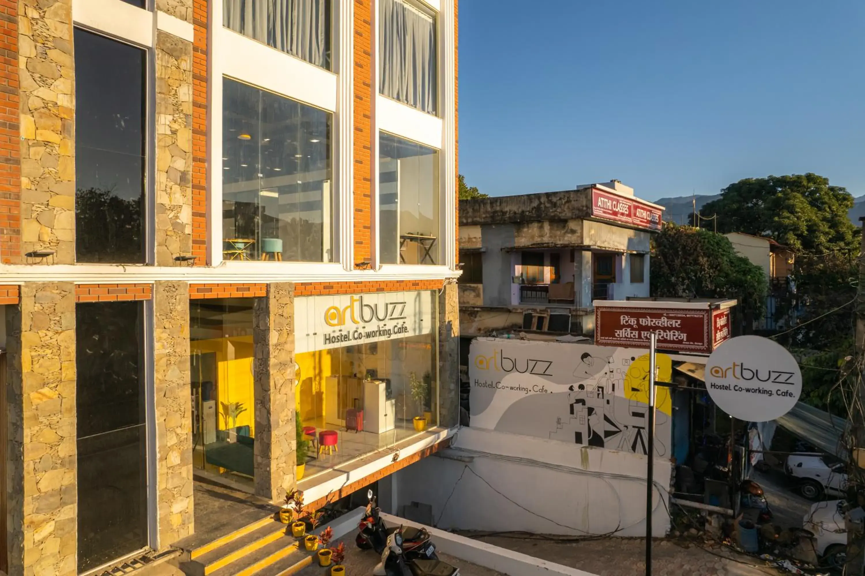 Property building in The Social Stays Dehradun Property building in The Social Stays Dehradun