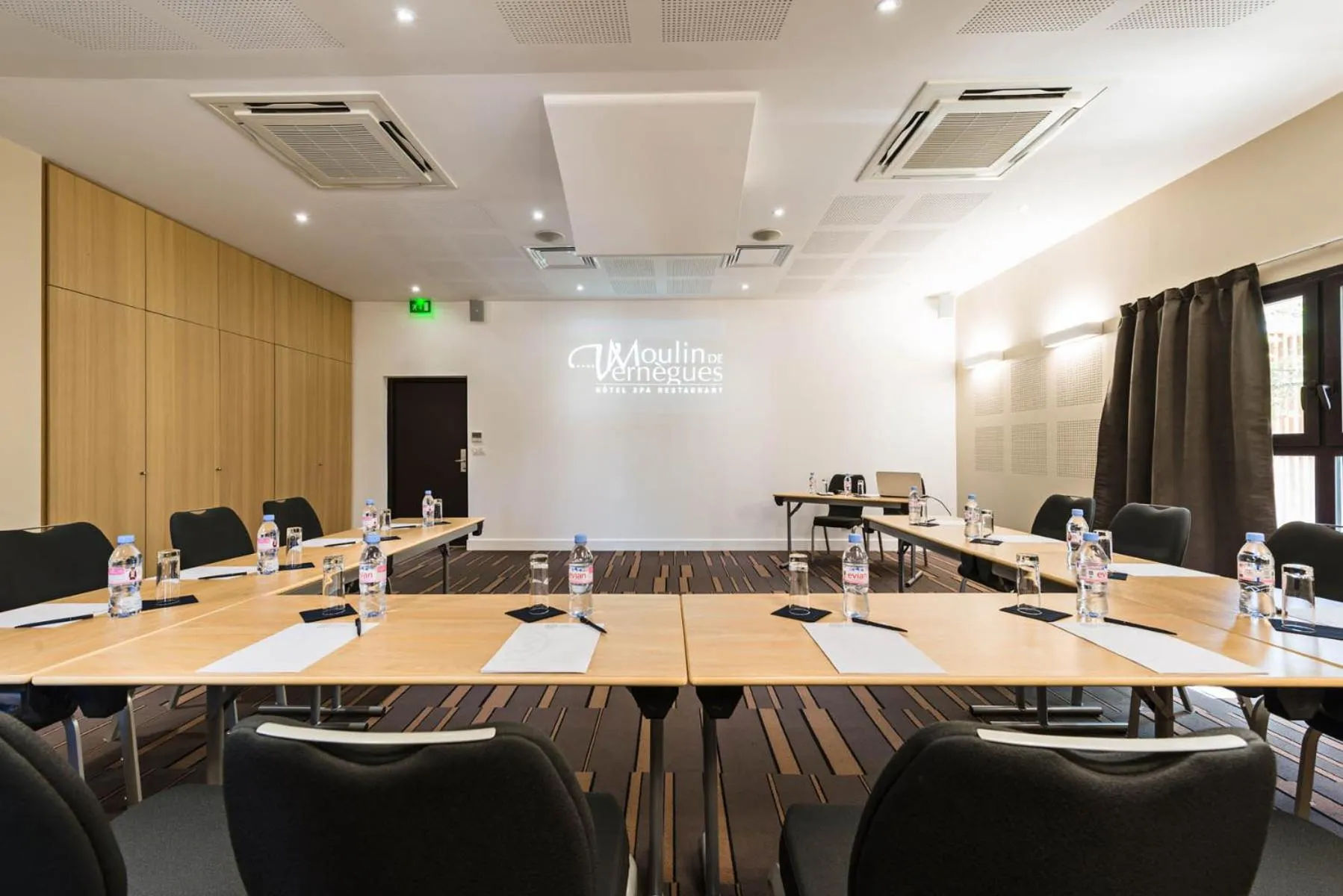 Meeting/conference room in Moulin de Vernègues Hôtel & Spa