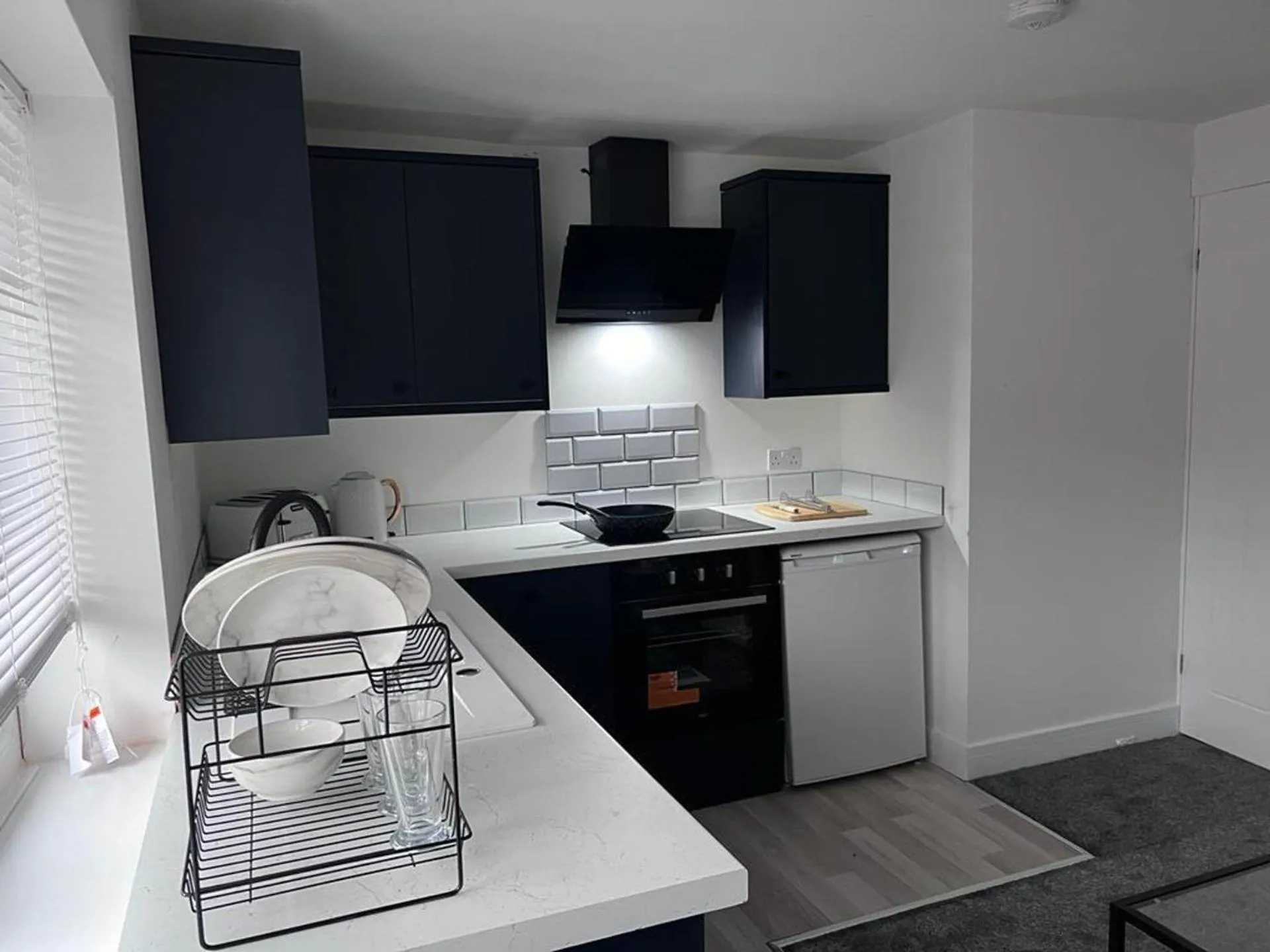 Apartment in 2 Bed apartment Sleeps 3 -Smart Tv -Private garden