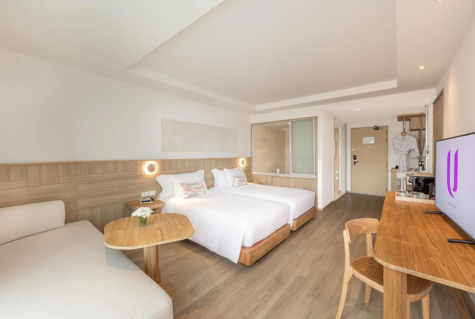 Bedroom, Bed in U Hua Hin