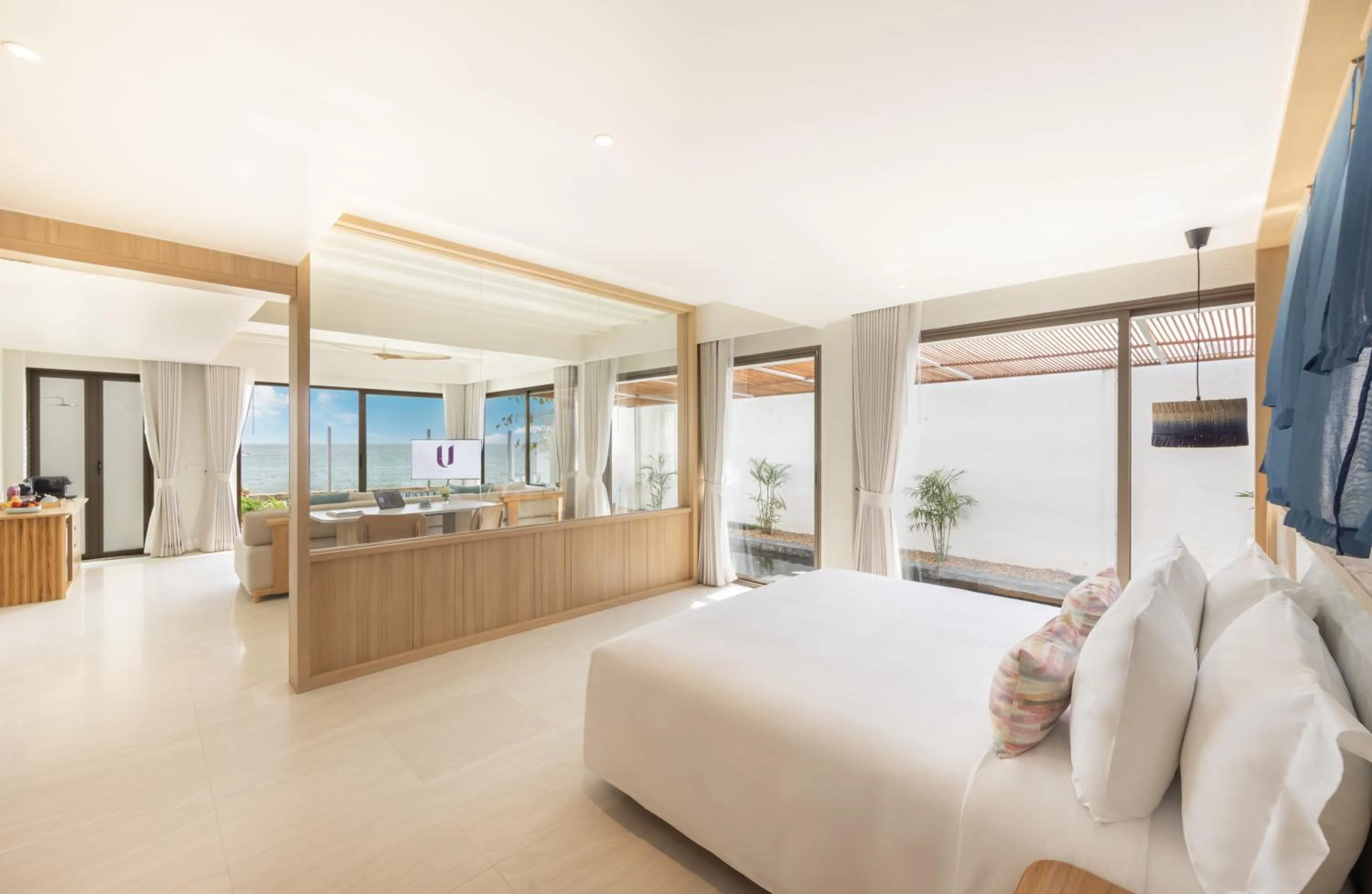 Bedroom, Bed in U Hua Hin