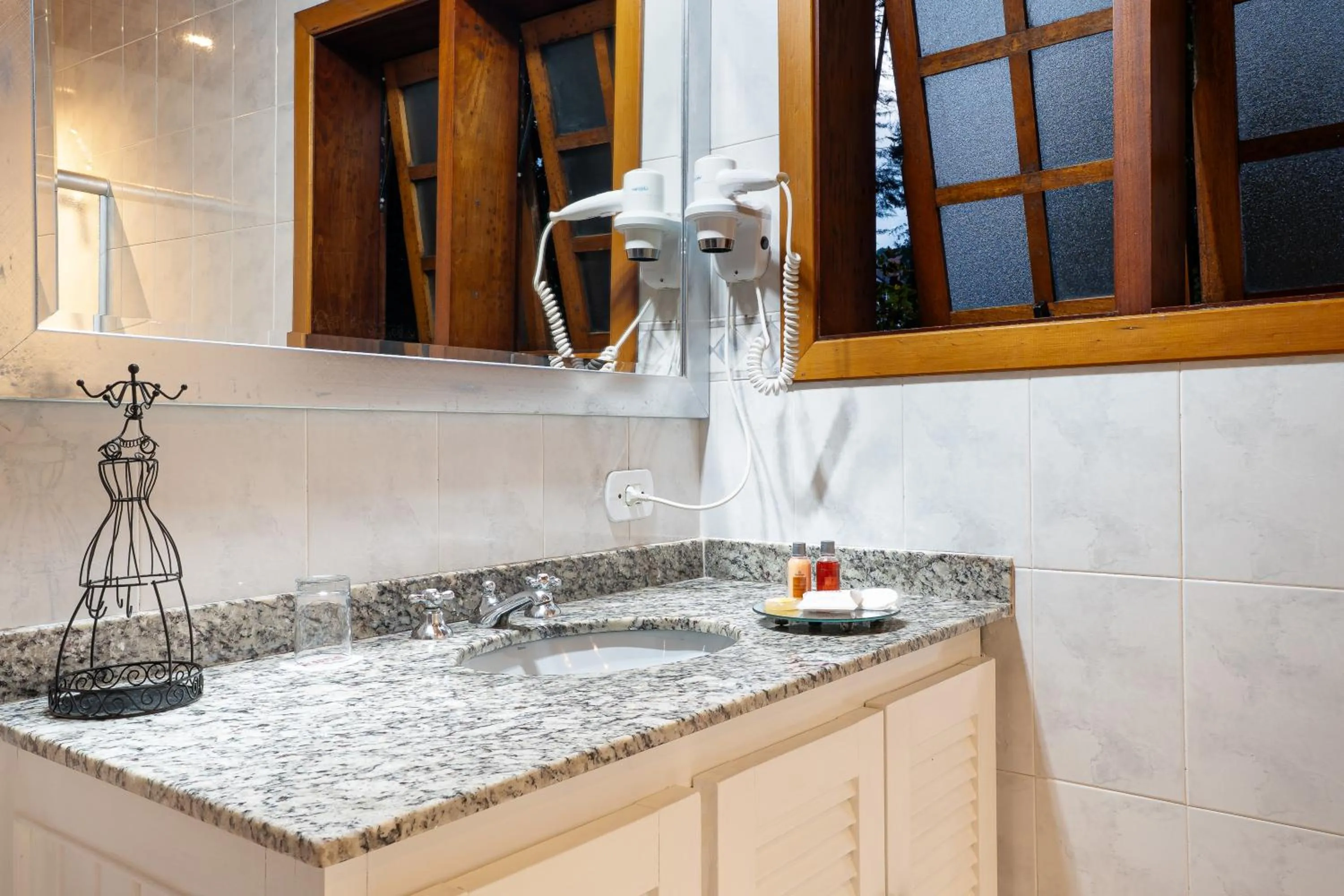 Bathroom in Pousada Apple House Campos do Jordao