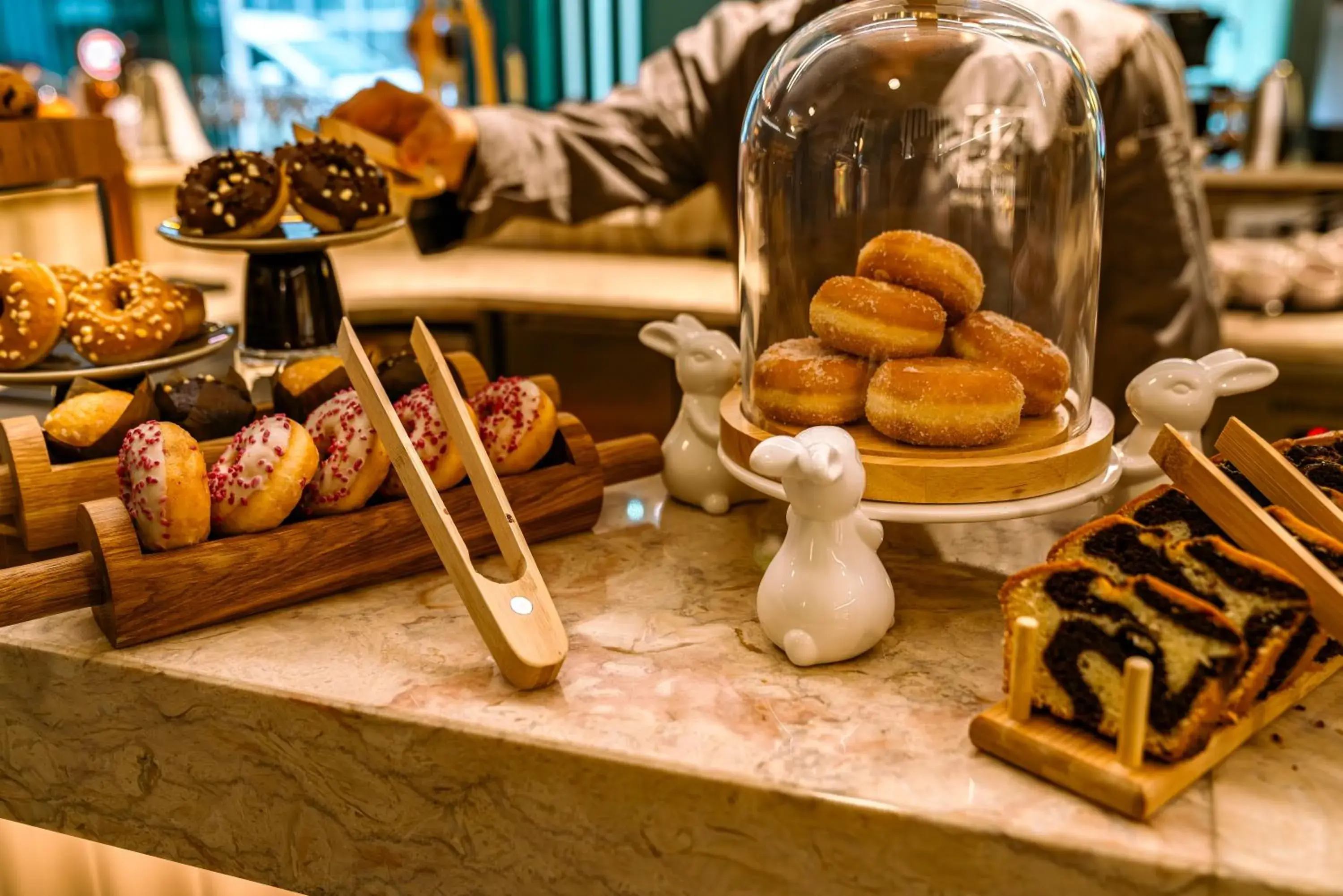 Buffet breakfast in Vincci Bonjardim Buffet breakfast in Vincci Bonjardim