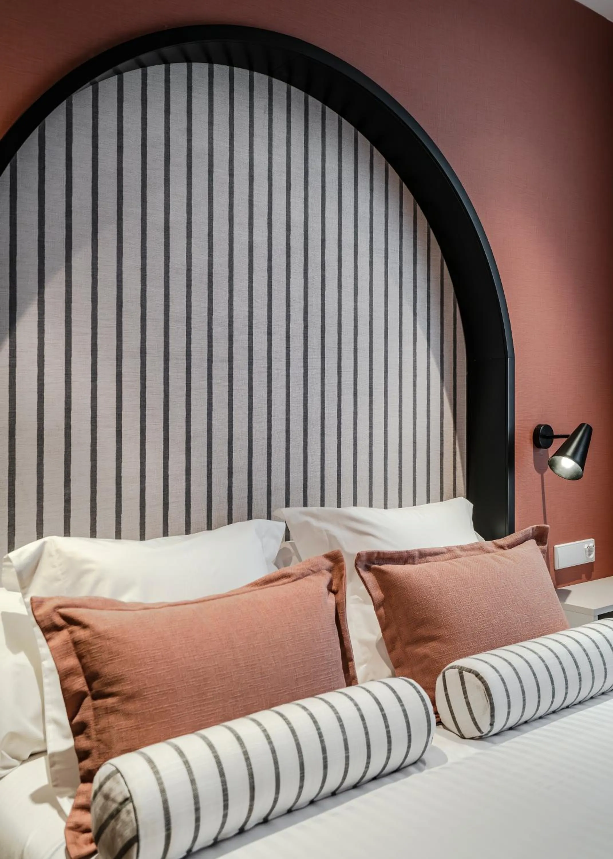 Bed in Vincci Bonjardim