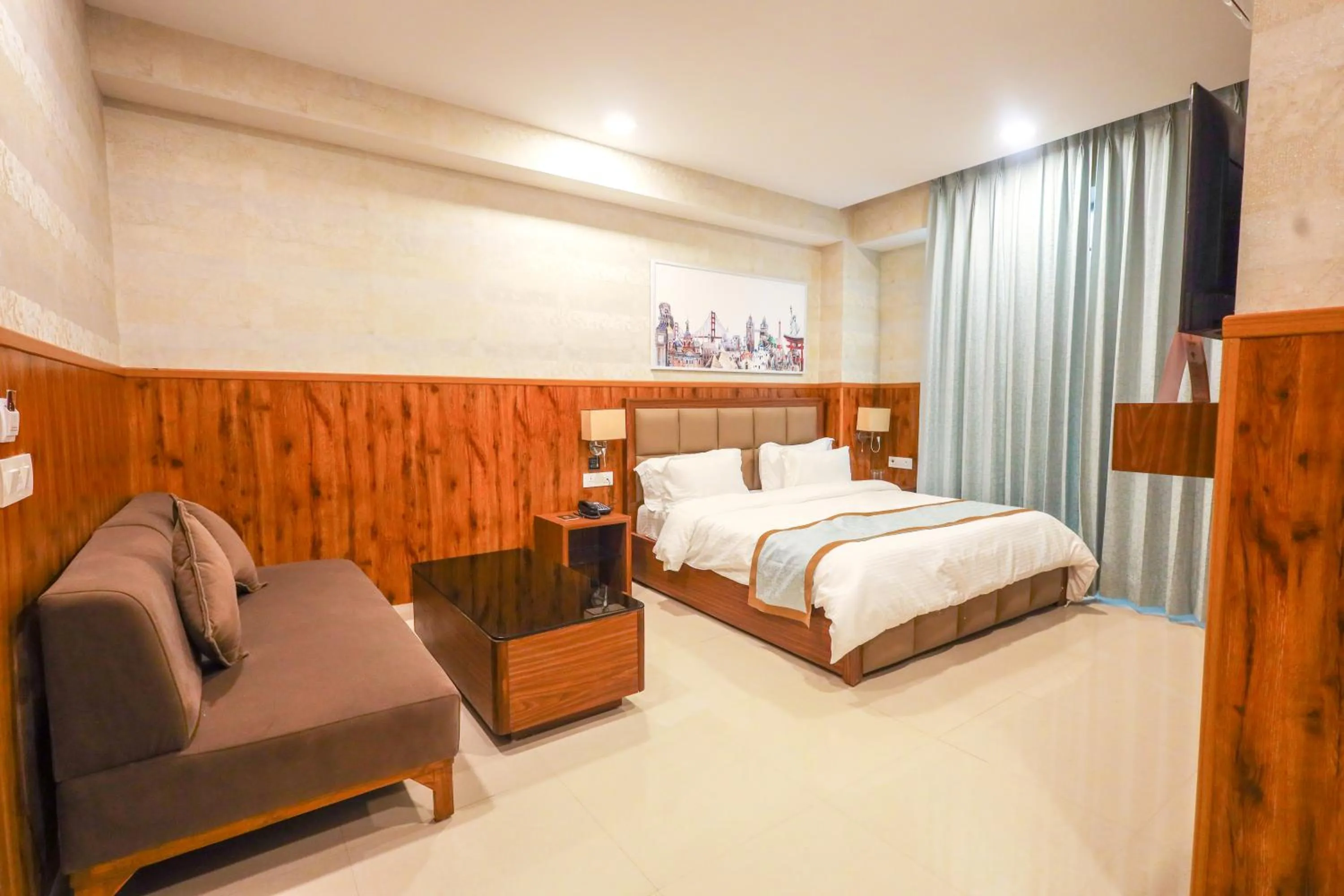 Bed in Clay Inn Hotel, Sohna Road, Sector 49, Gurugram