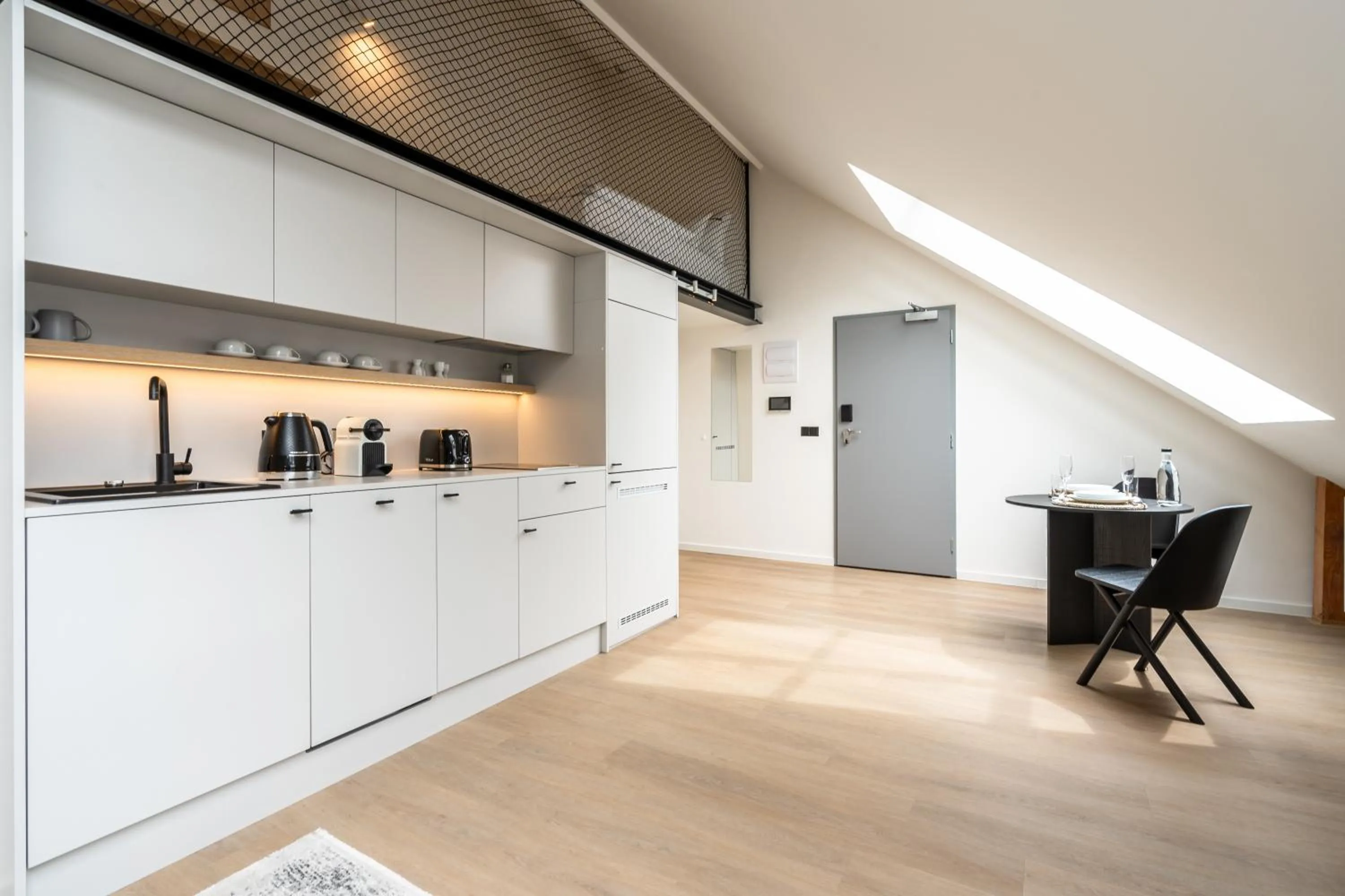 Coffee/tea facilities in HONEST Karlin